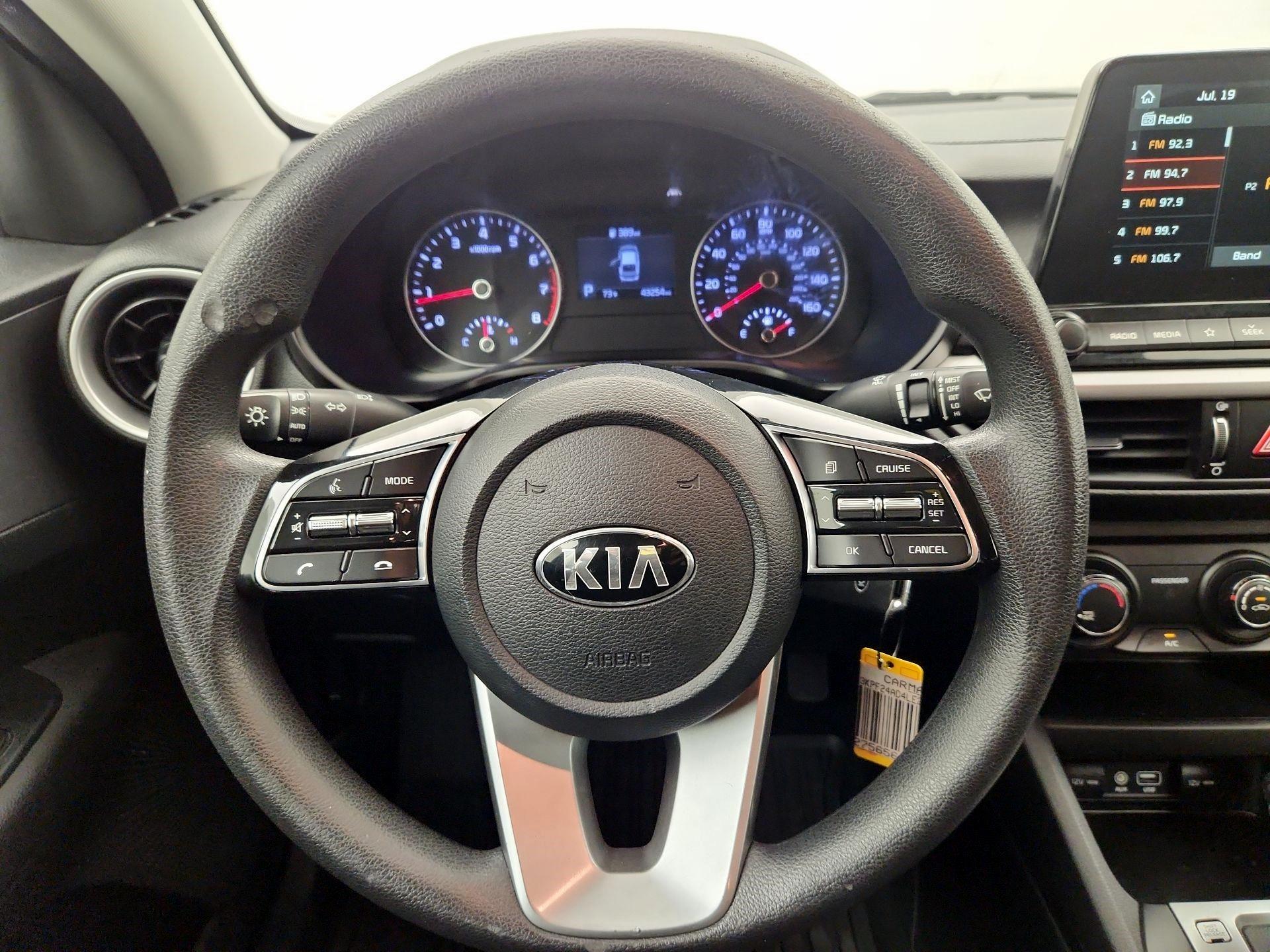 Thumbnail: 2020 Kia Forte - 10