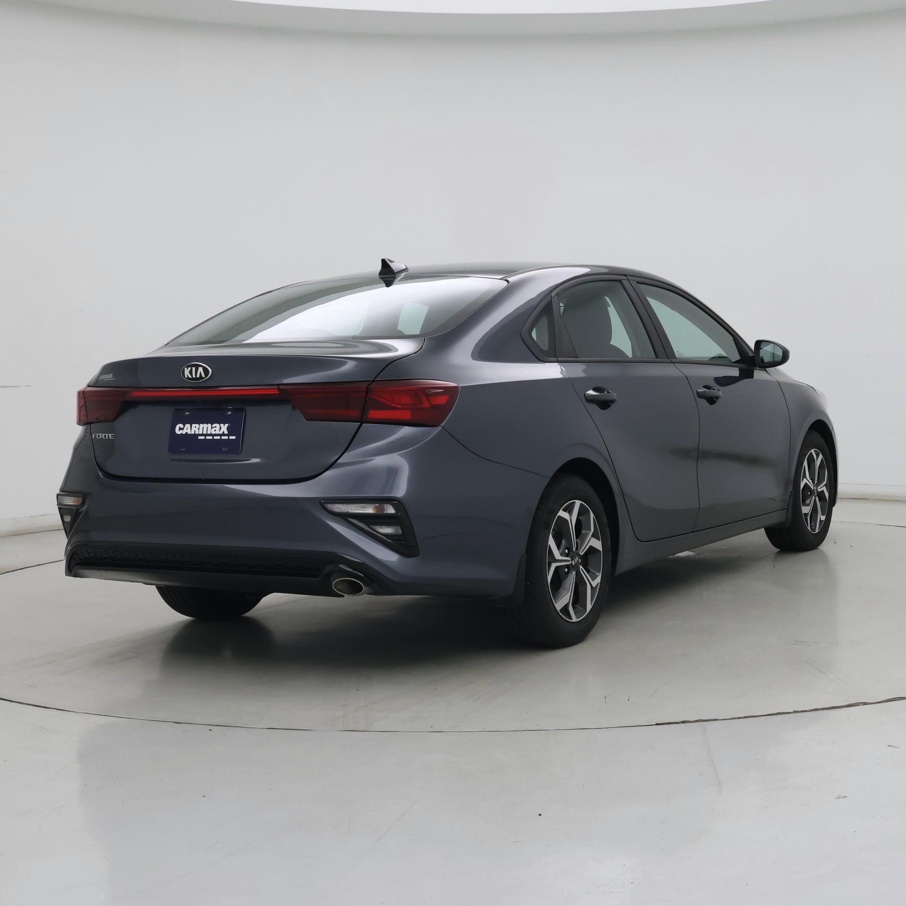 Thumbnail: 2020 Kia Forte - 8