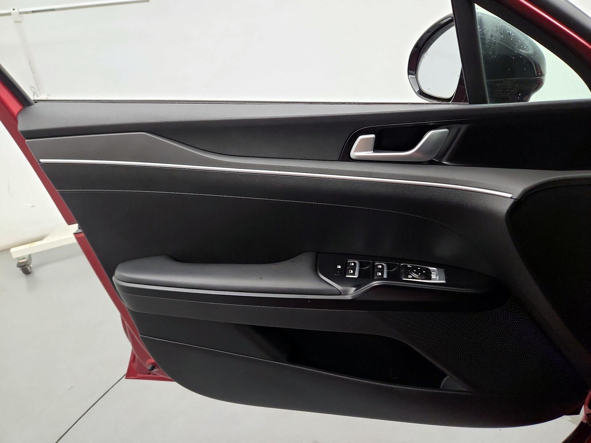 Thumbnail: 2021 Kia K5 - 10