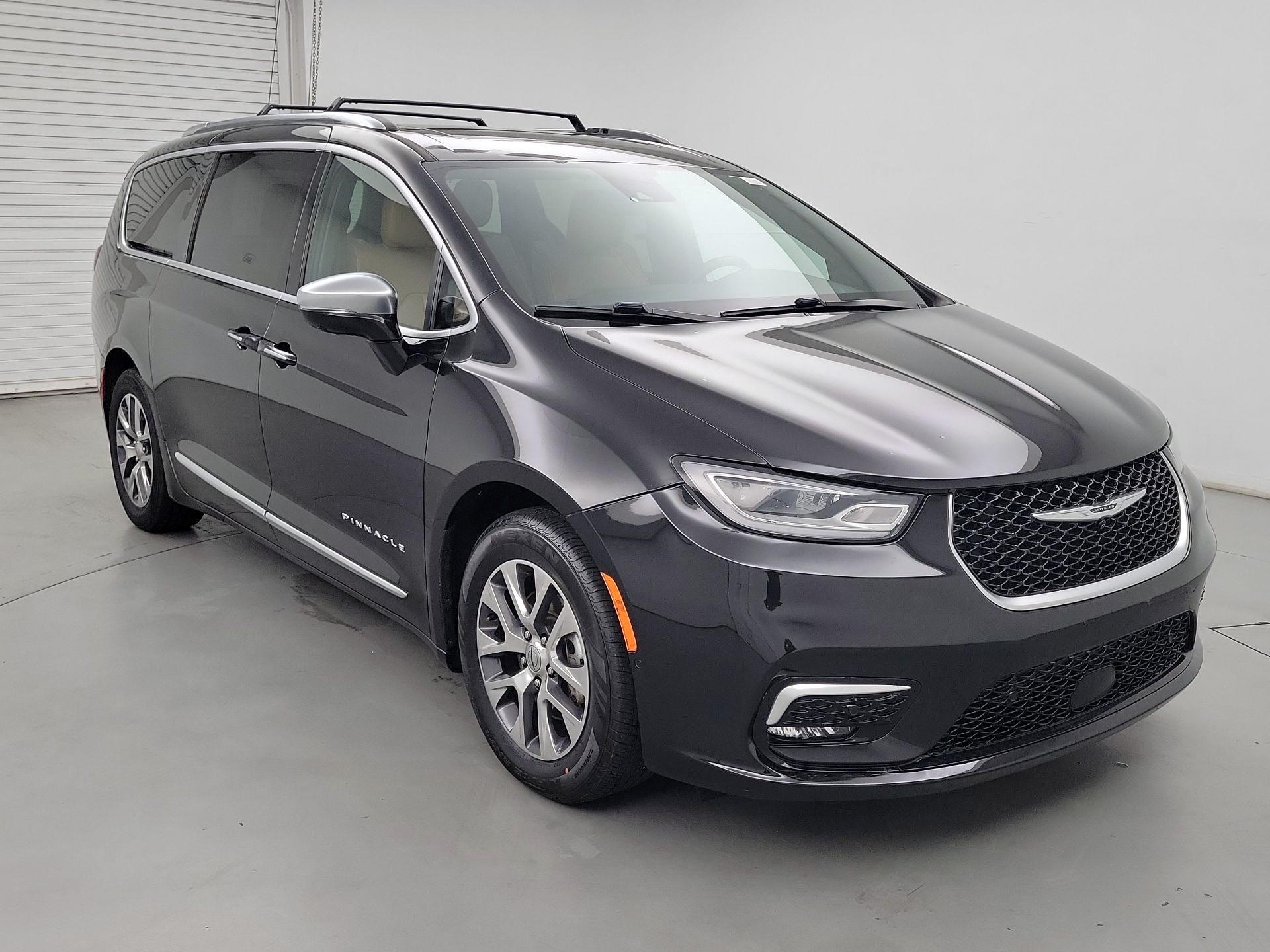 Thumbnail: 2022 Chrysler Pacifica - 1