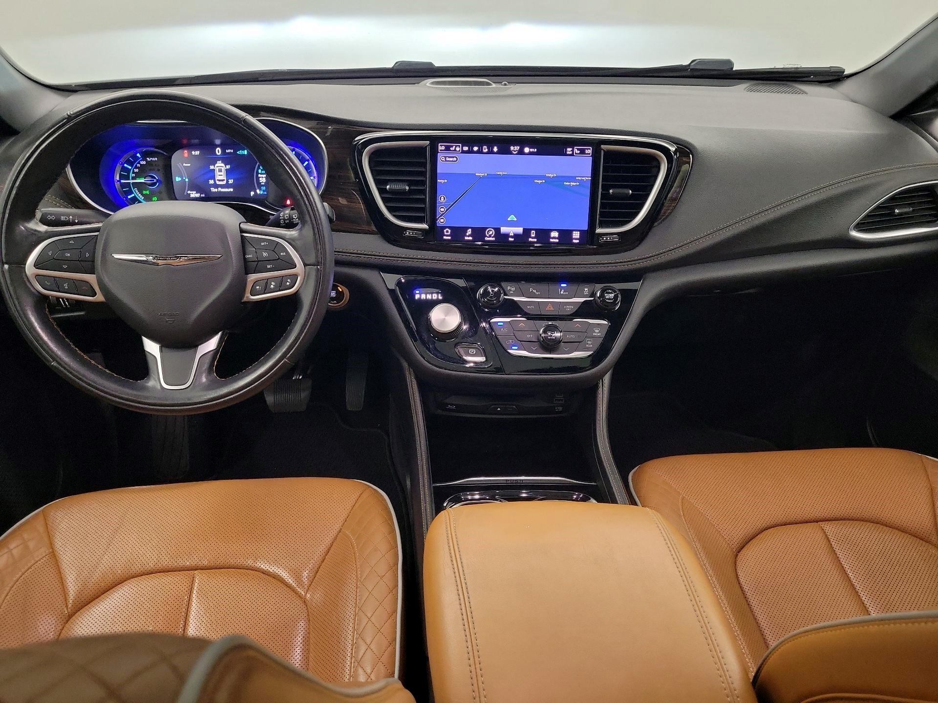 Thumbnail: 2022 Chrysler Pacifica - 8
