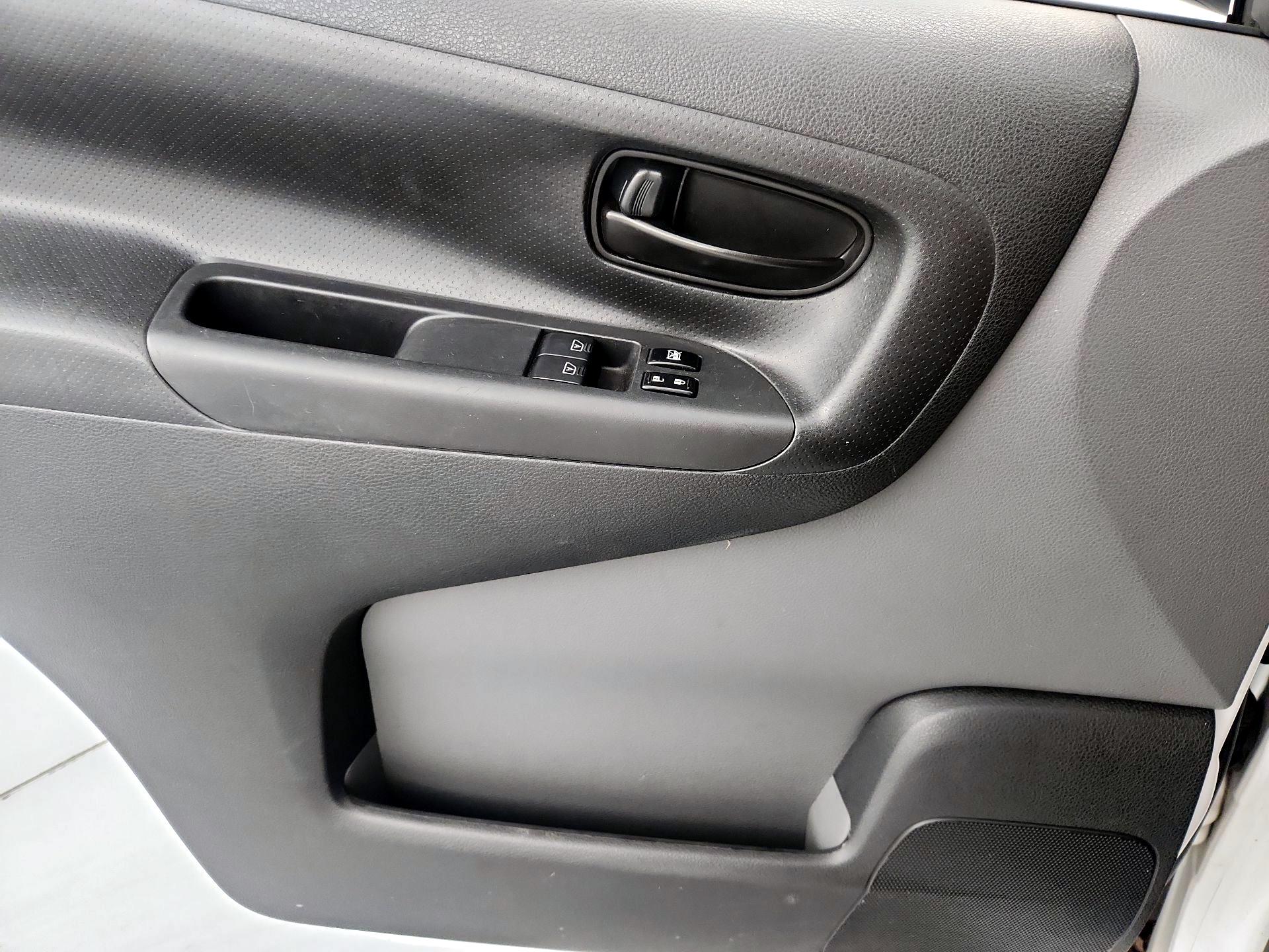 Thumbnail: 2019 Nissan NV200 - 12