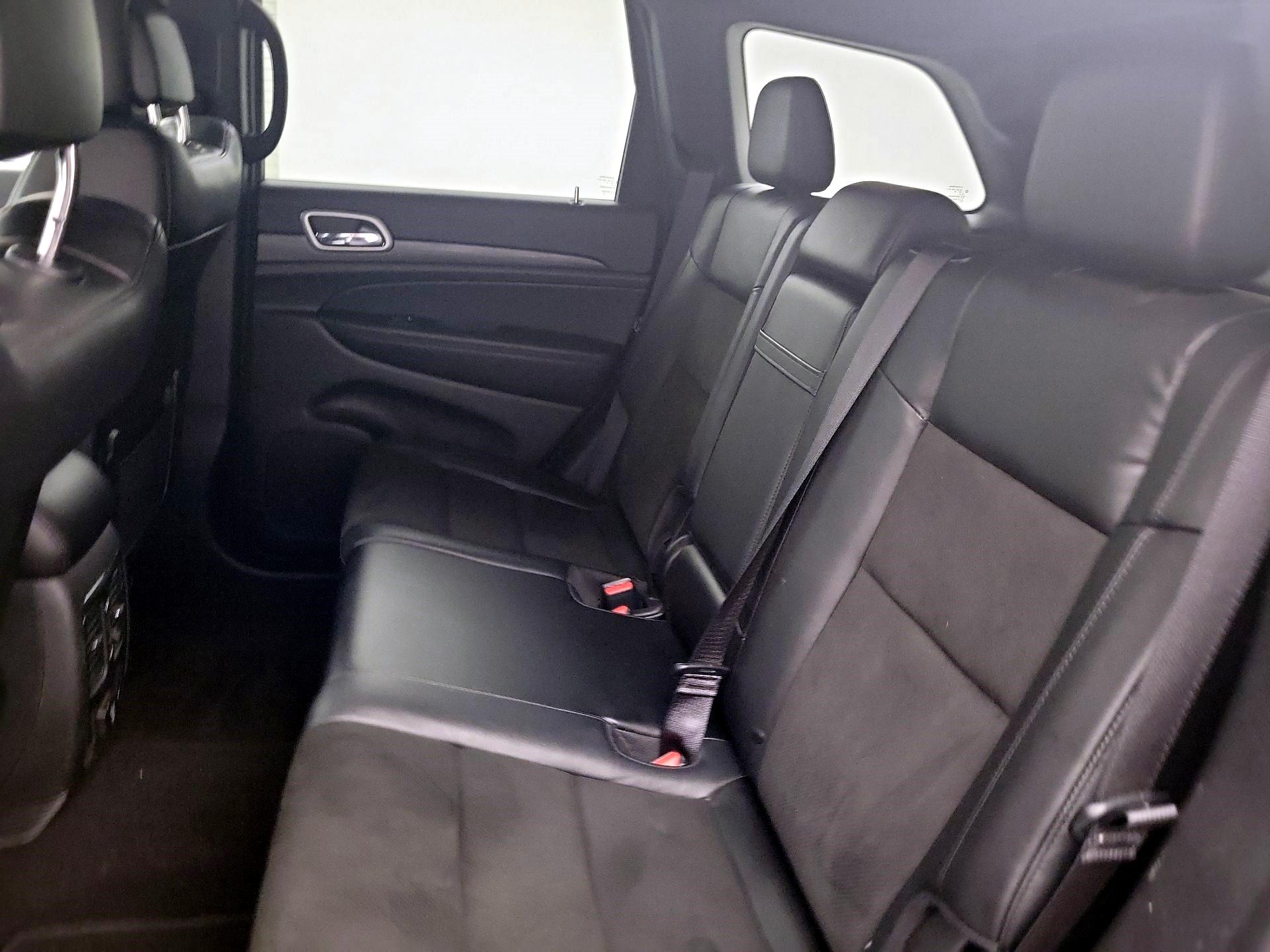 Thumbnail: 2021 Jeep Grand Cherokee - 19