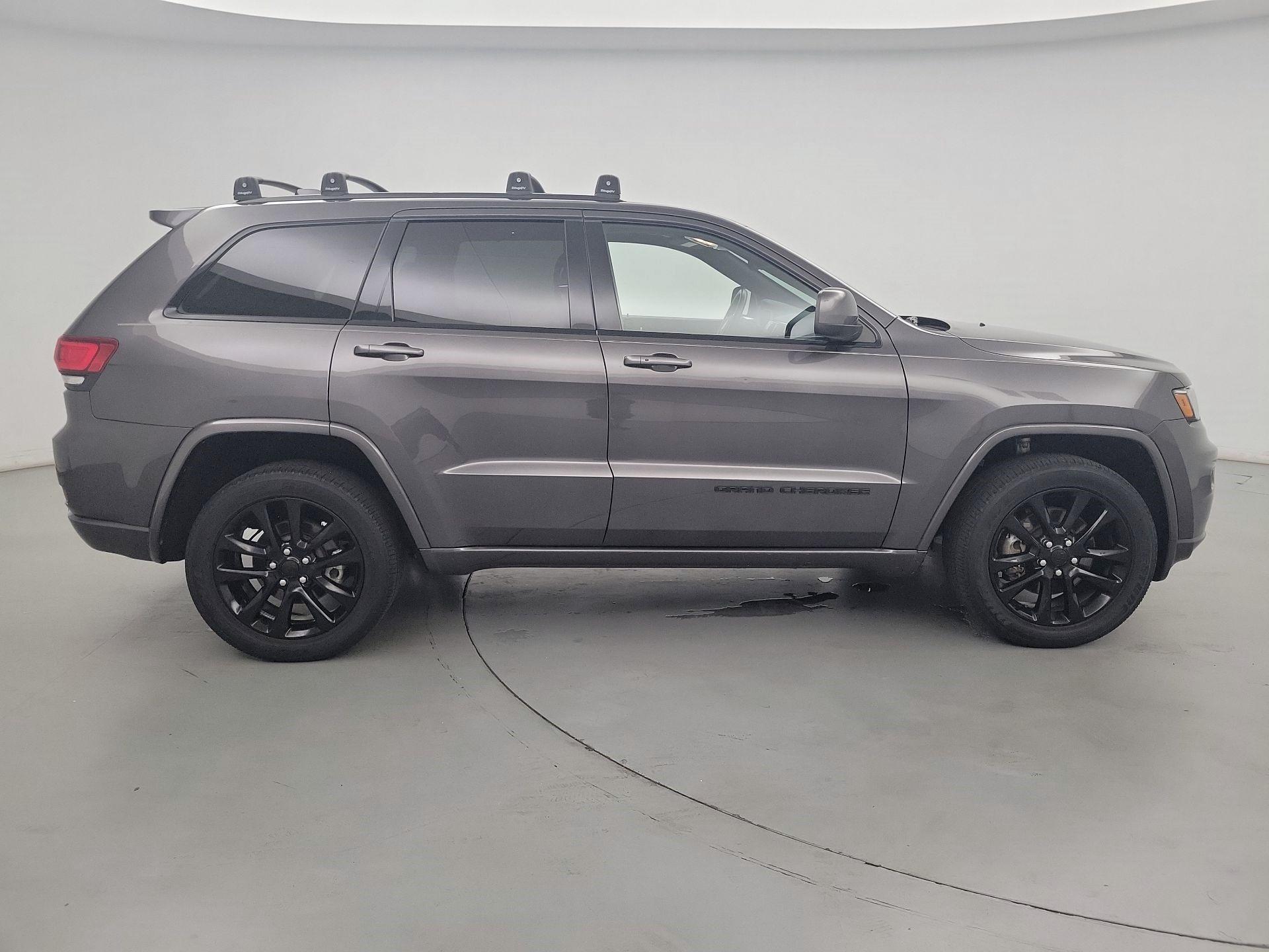 Thumbnail: 2021 Jeep Grand Cherokee - 4