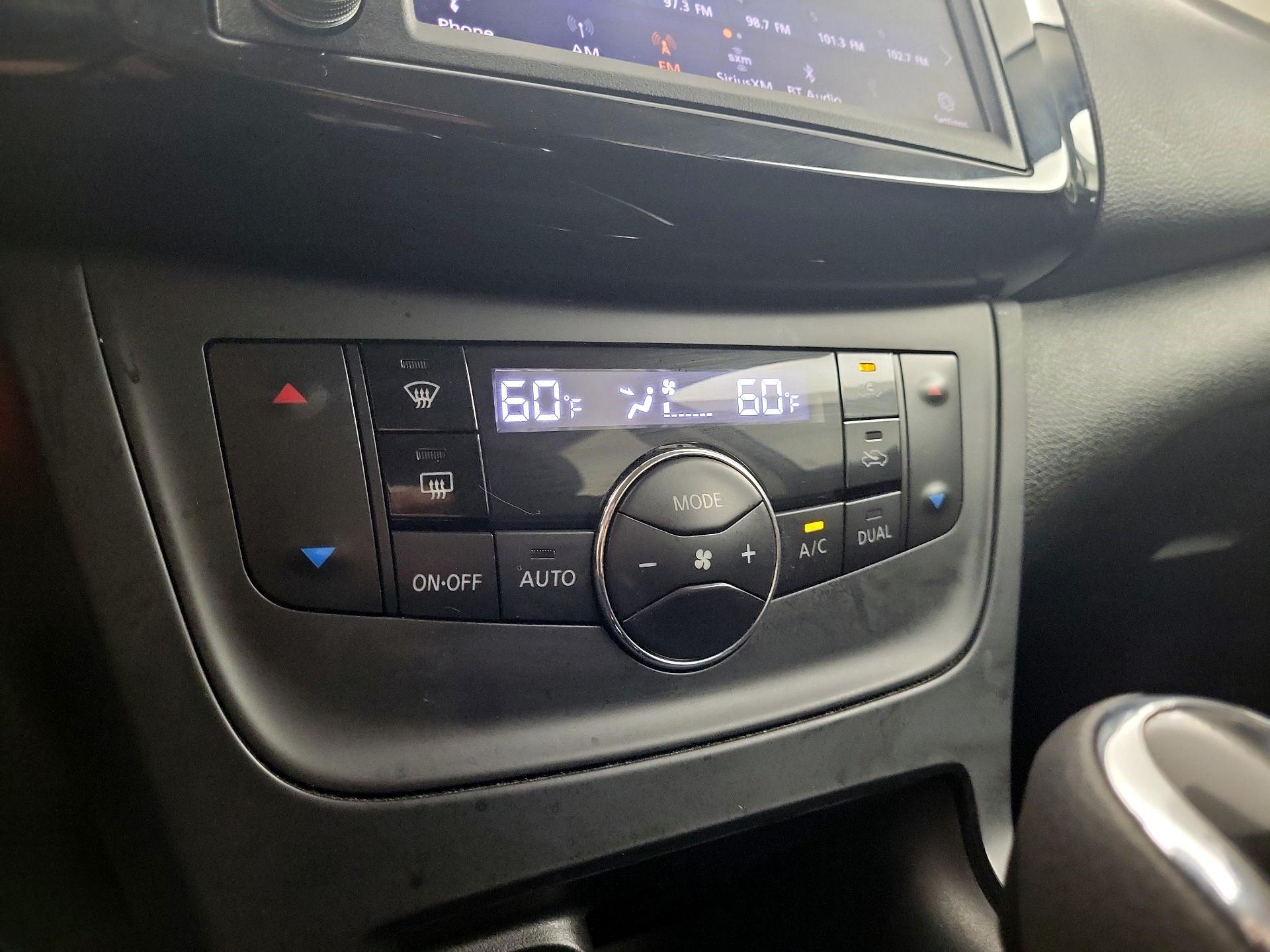 Thumbnail: 2019 Nissan Sentra - 14
