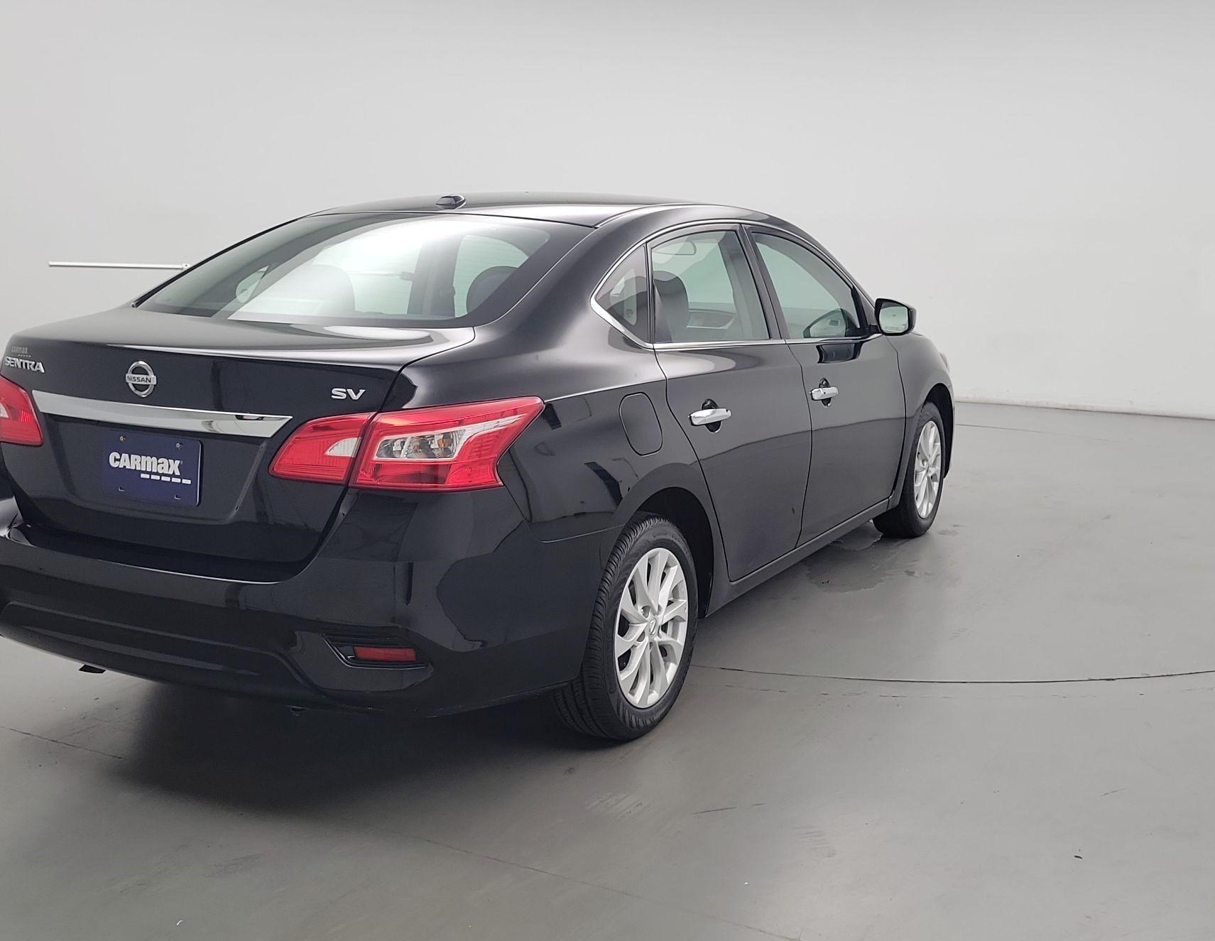 Thumbnail: 2019 Nissan Sentra - 5
