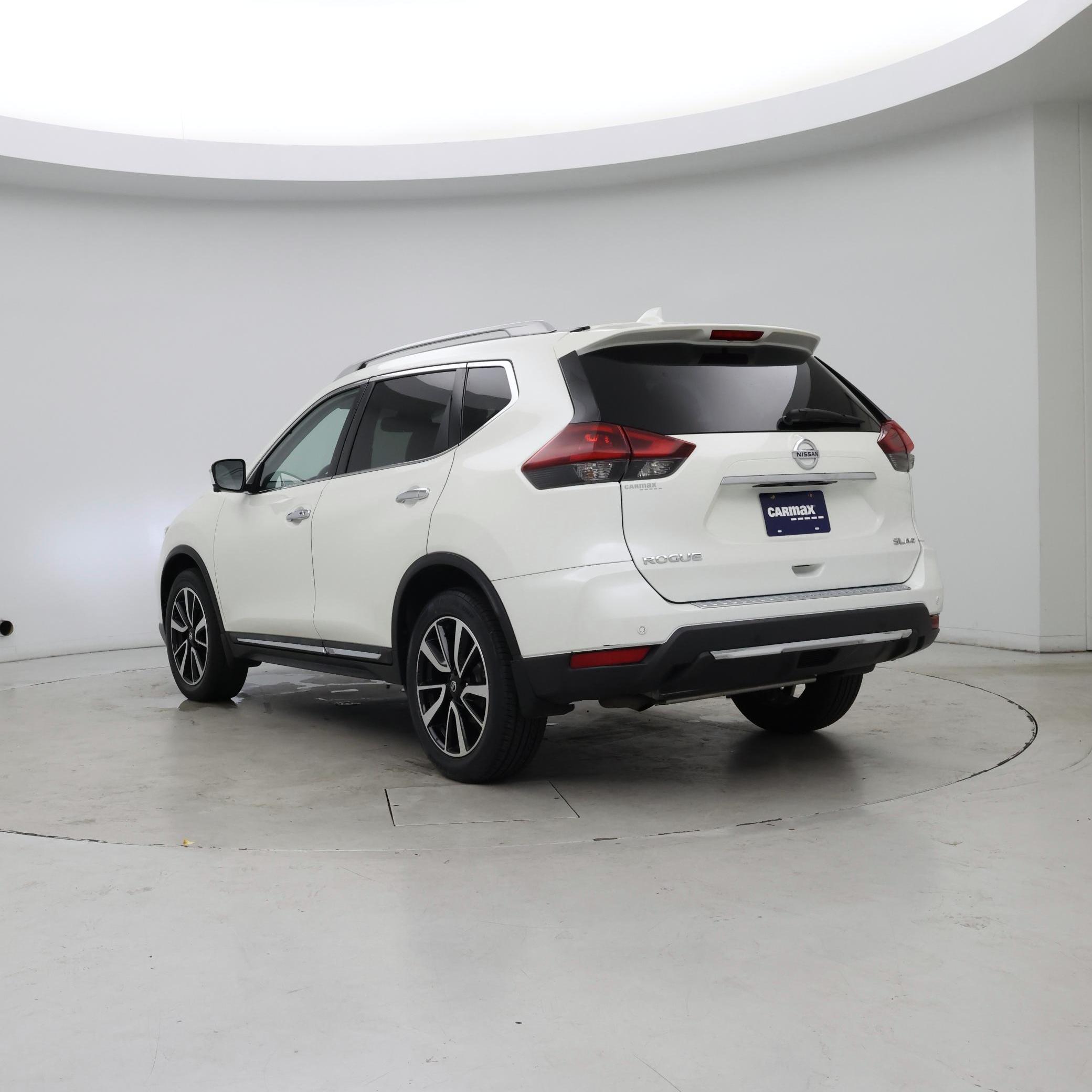 Thumbnail: 2019 Nissan Rogue - 2