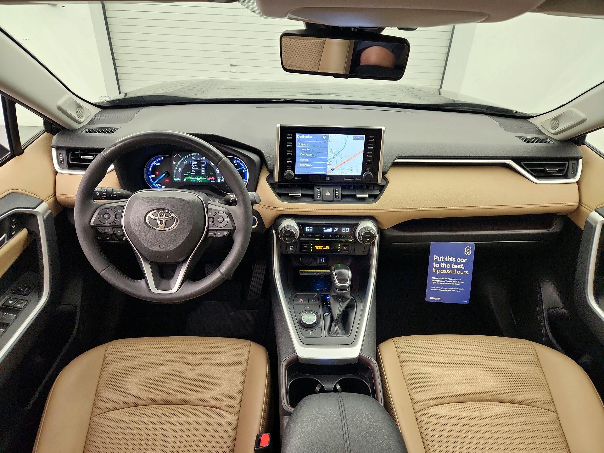Thumbnail: 2019 Toyota RAV4 - 9