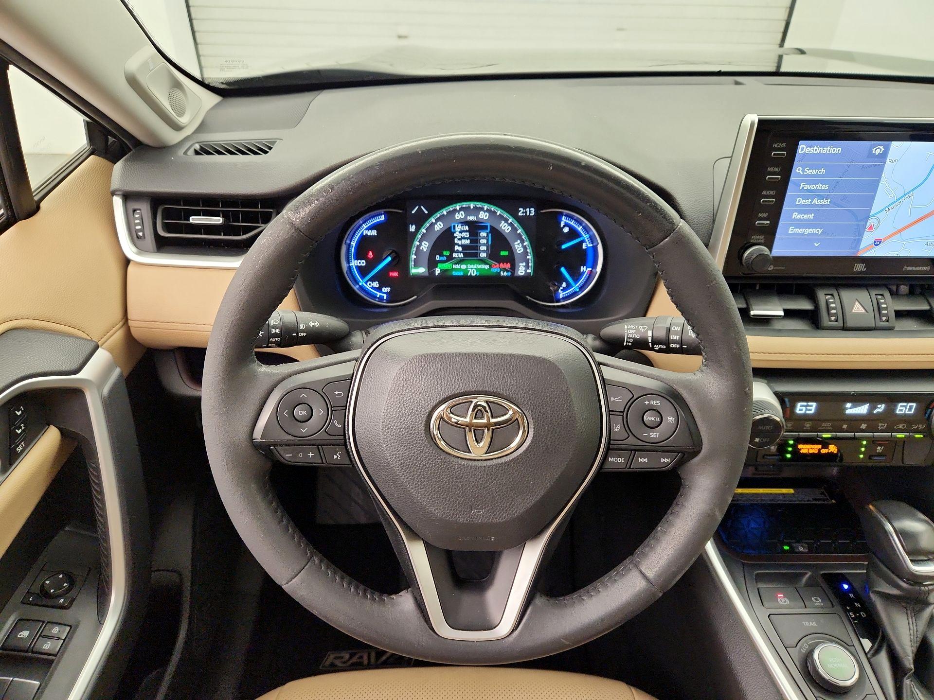 Thumbnail: 2019 Toyota RAV4 - 10