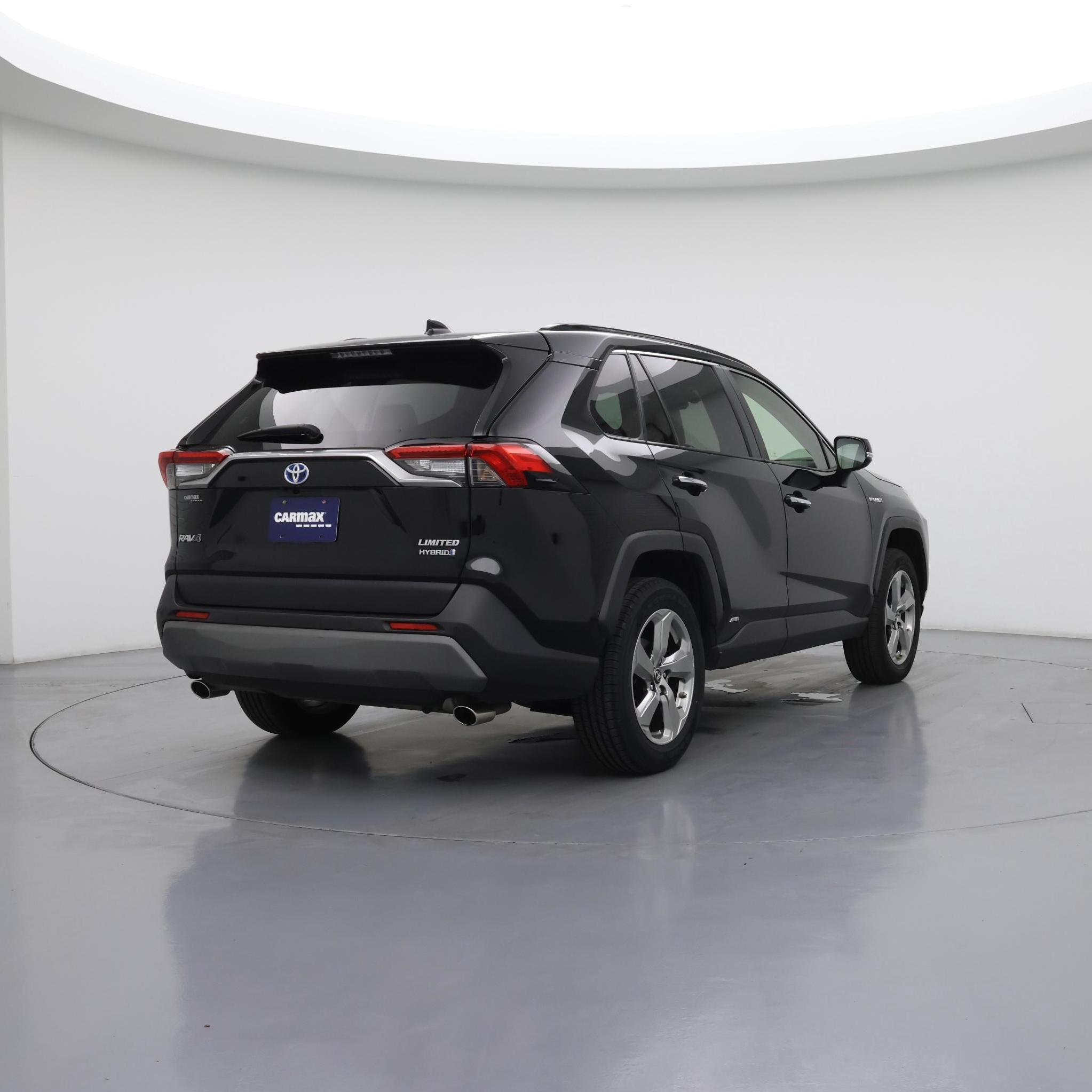 Thumbnail: 2019 Toyota RAV4 - 8