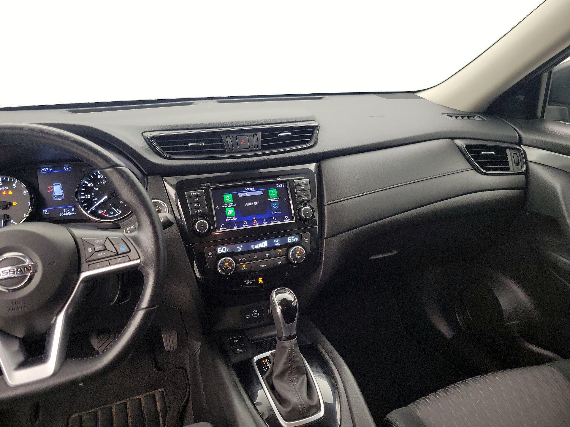 Thumbnail: 2020 Nissan Rogue - 9