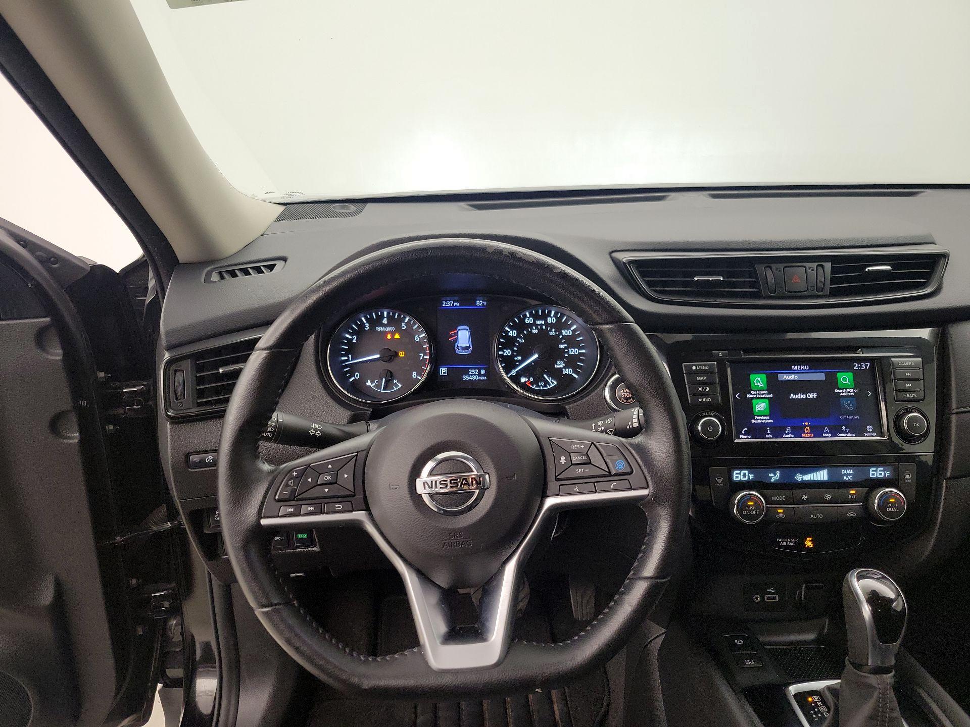 Thumbnail: 2020 Nissan Rogue - 10