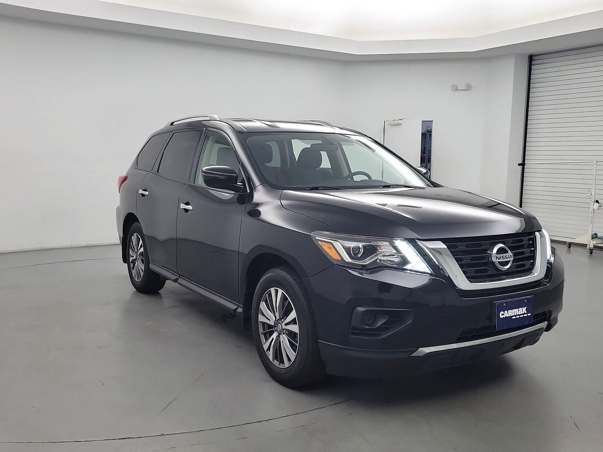Thumbnail: 2019 Nissan Pathfinder - 1