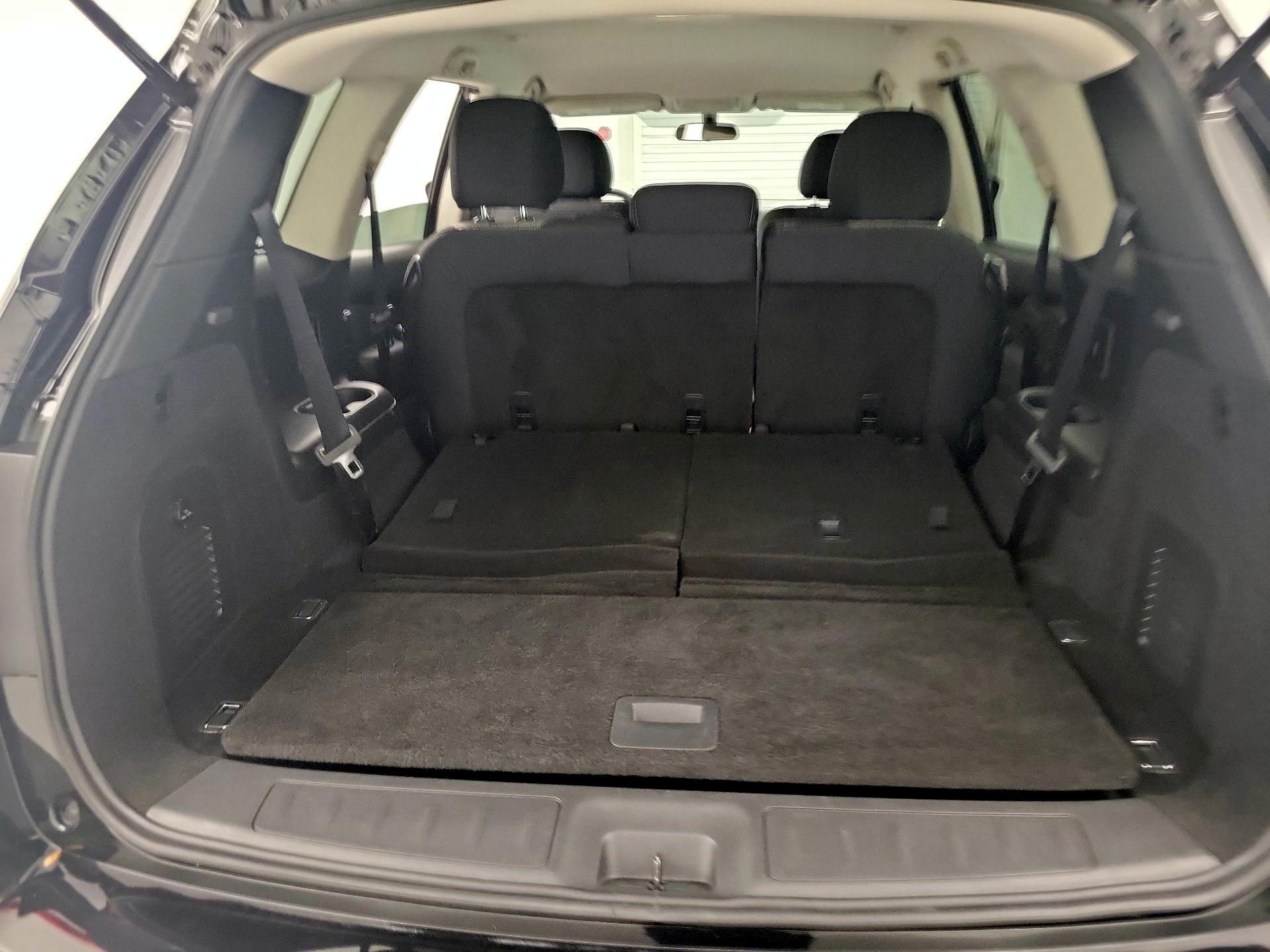 Thumbnail: 2019 Nissan Pathfinder - 20