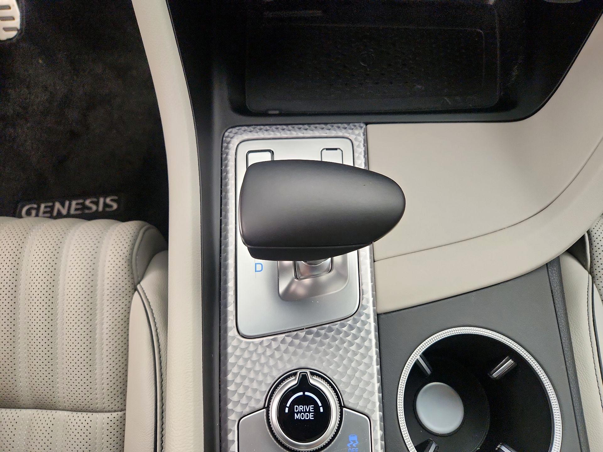 Thumbnail: 2023 Genesis G70 - 18