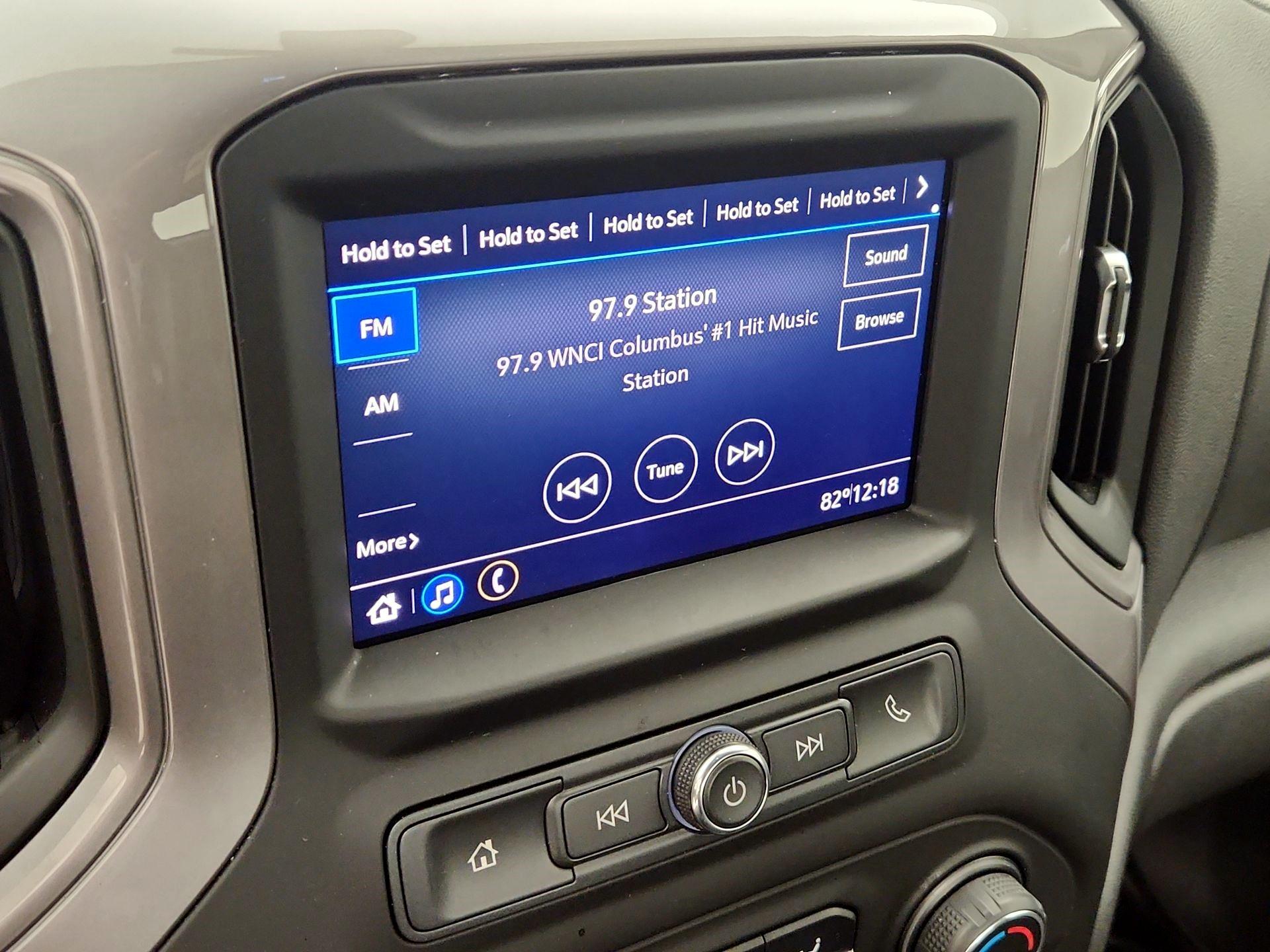 Thumbnail: 2020 Chevrolet Silverado 1500 - 15