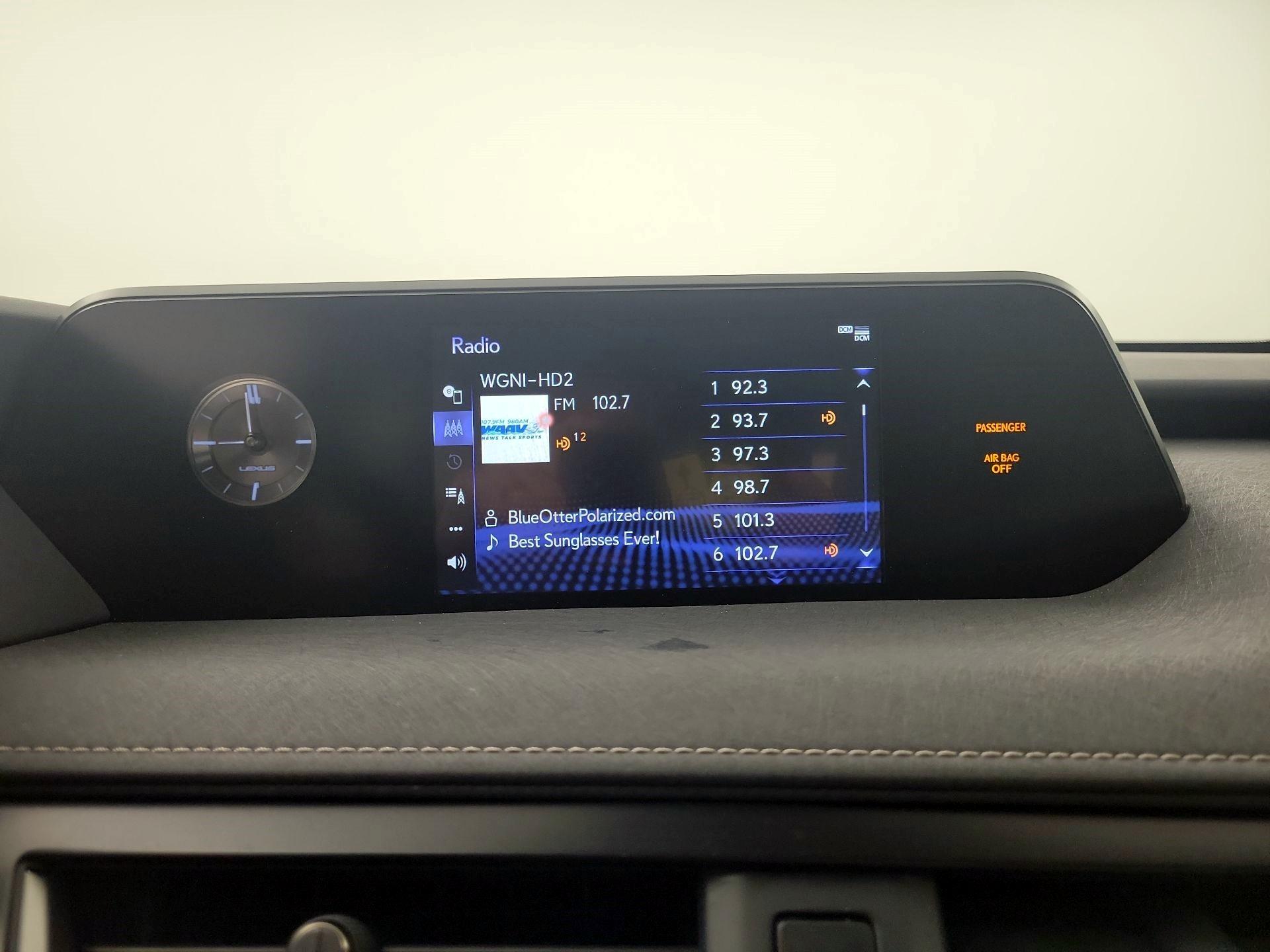 Thumbnail: 2019 Lexus UX - 13