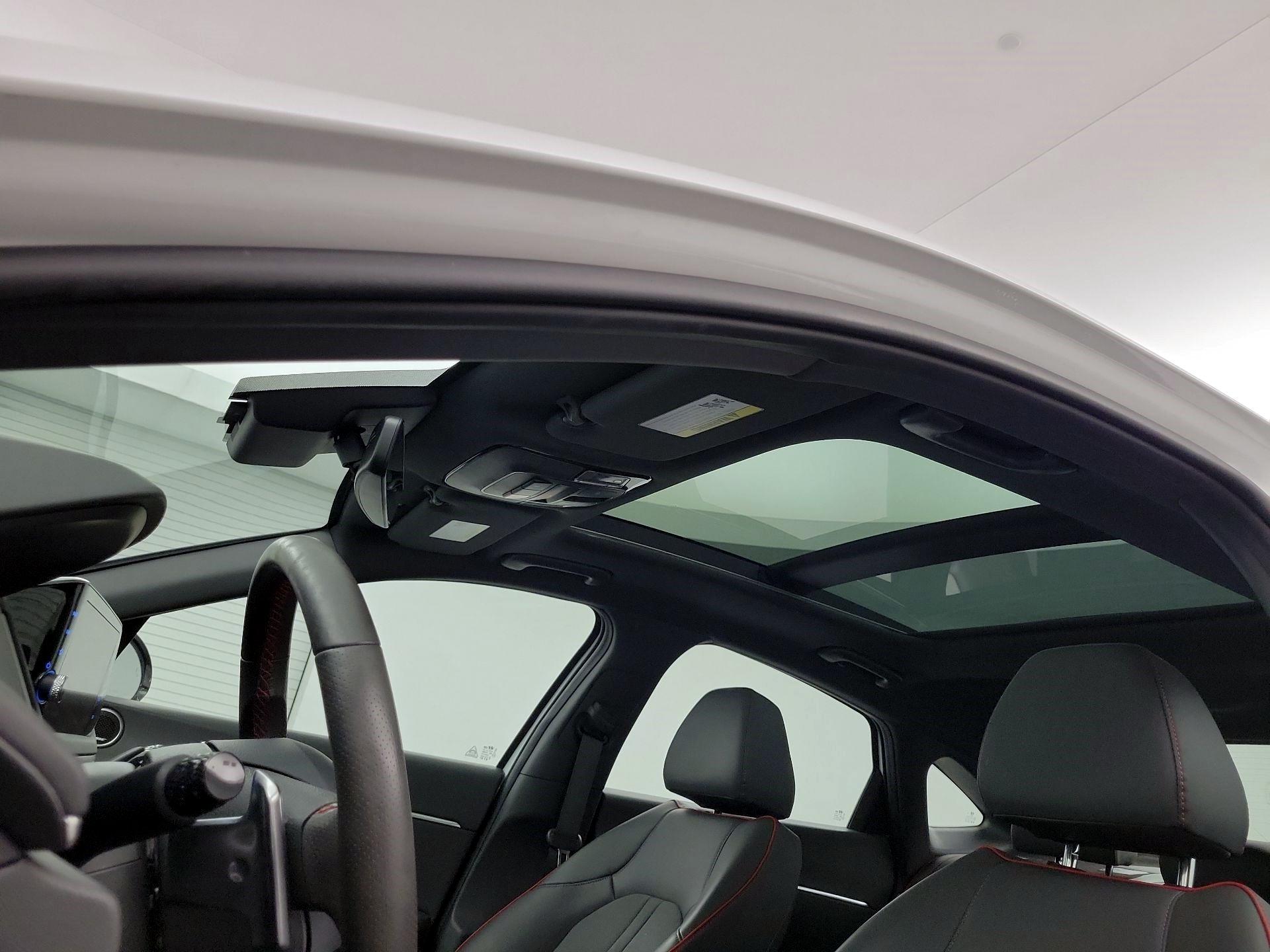 Thumbnail: 2022 Hyundai Sonata - 18