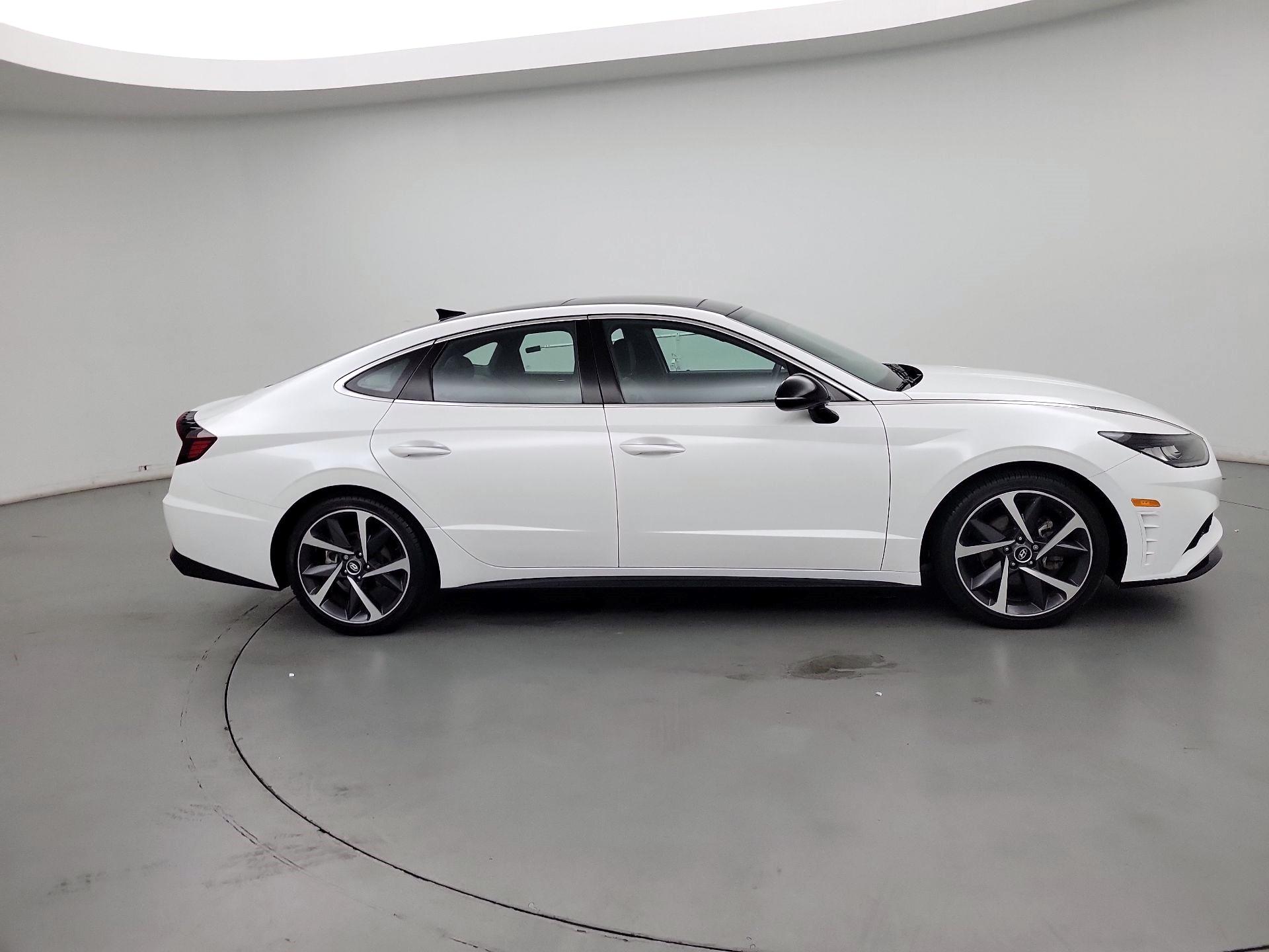 Thumbnail: 2022 Hyundai Sonata - 4