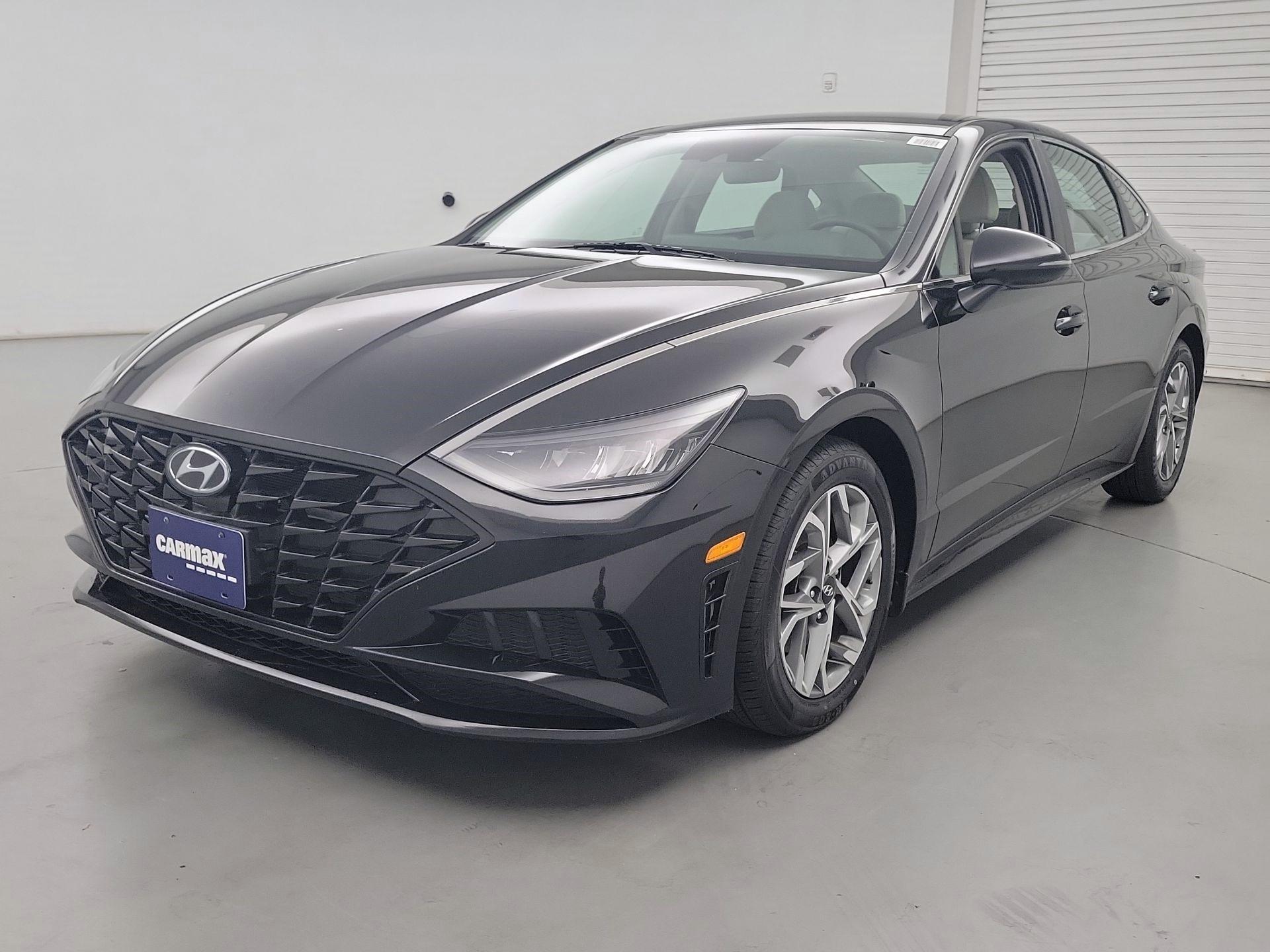 Thumbnail: 2022 Hyundai Sonata - 3