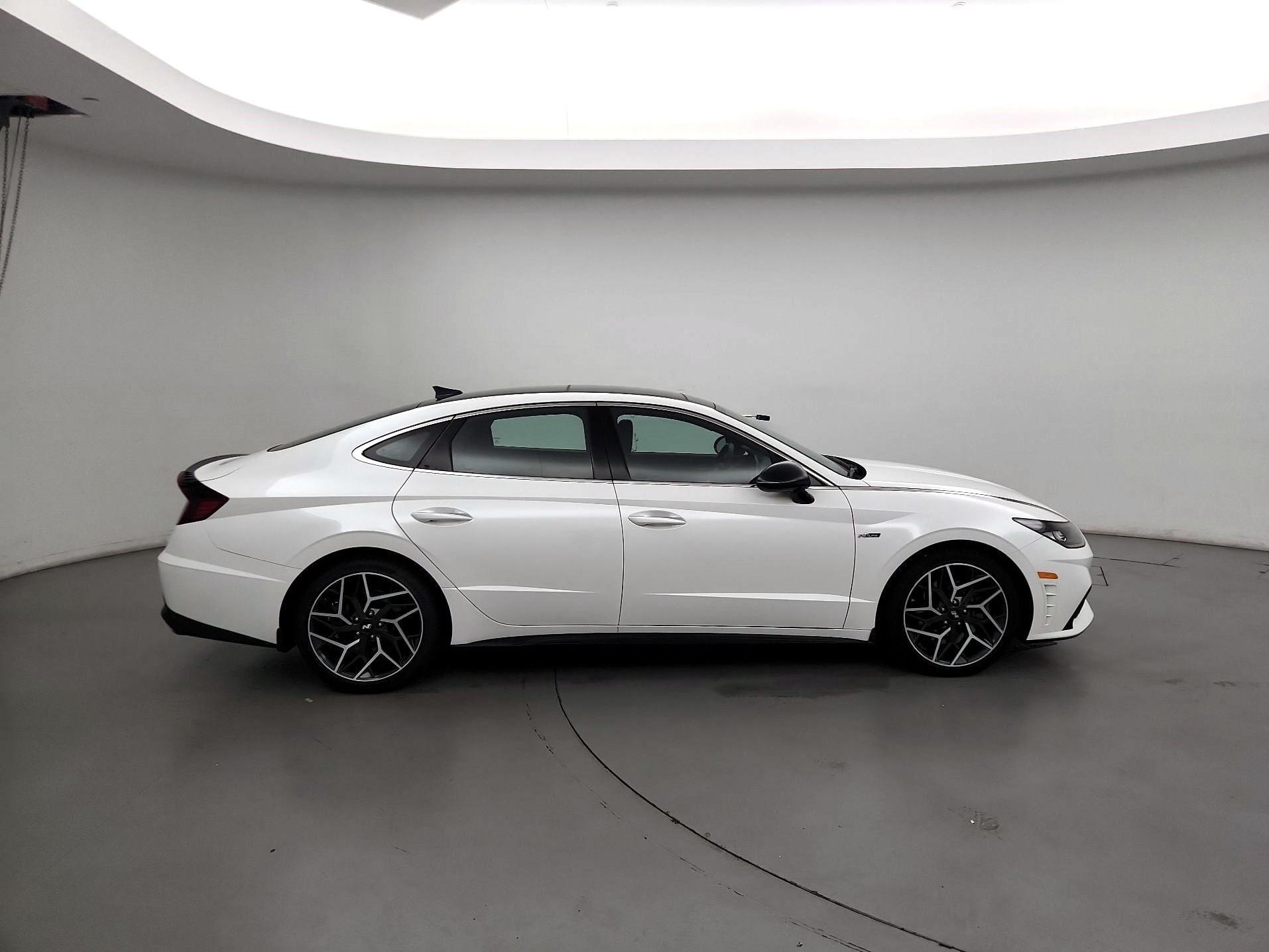 Thumbnail: 2022 Hyundai Sonata - 4