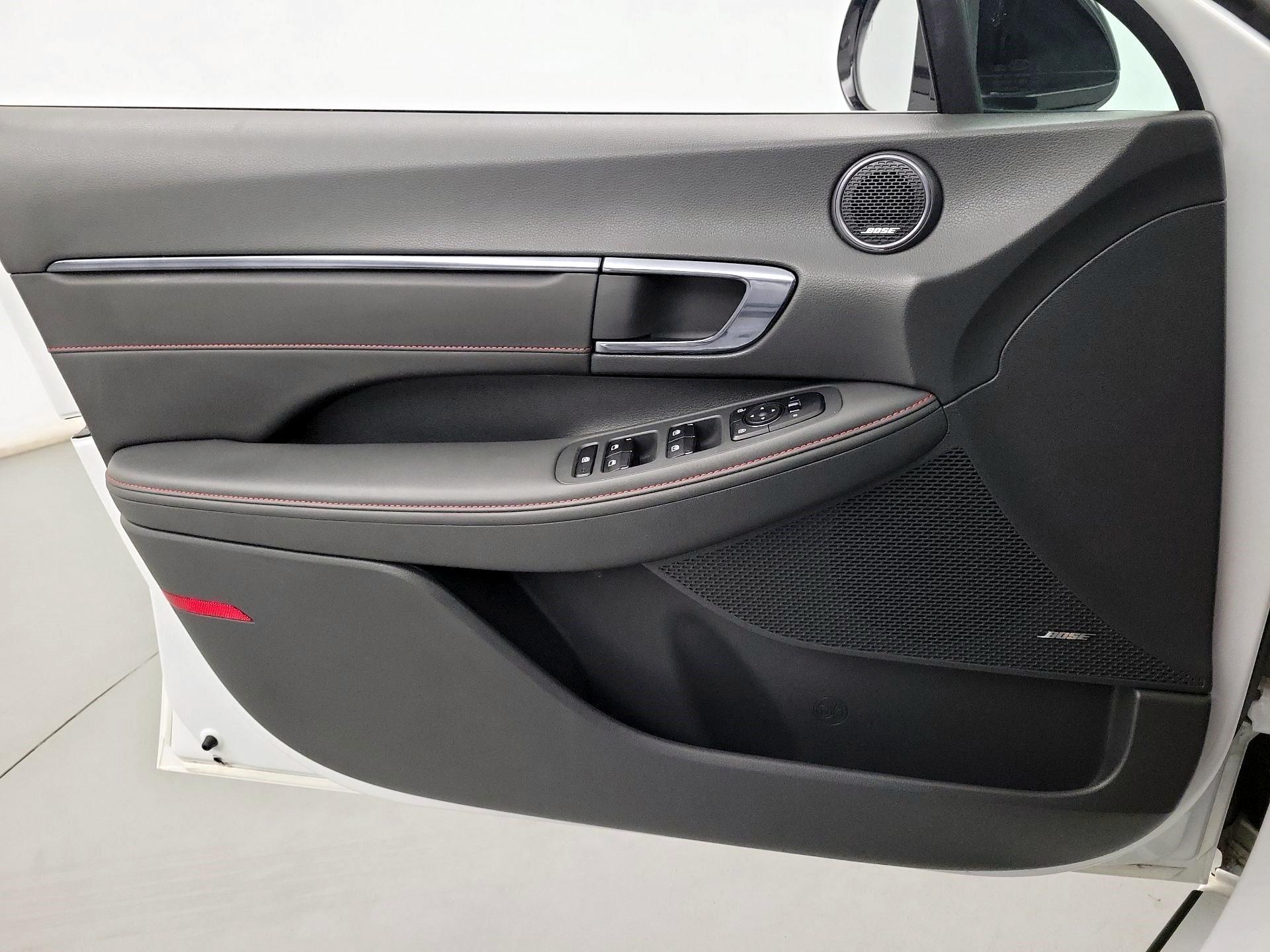 Thumbnail: 2022 Hyundai Sonata - 10