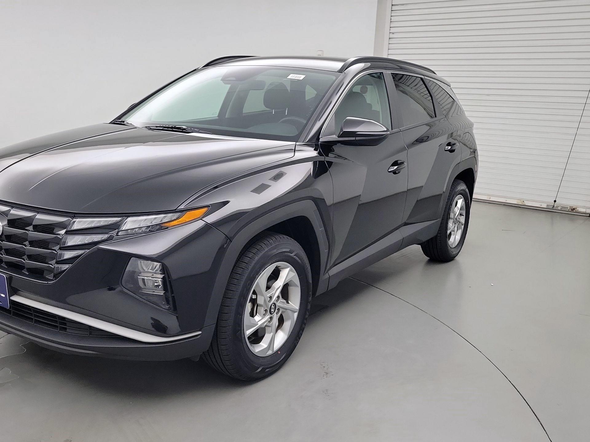 Thumbnail: 2022 Hyundai Tucson - 3