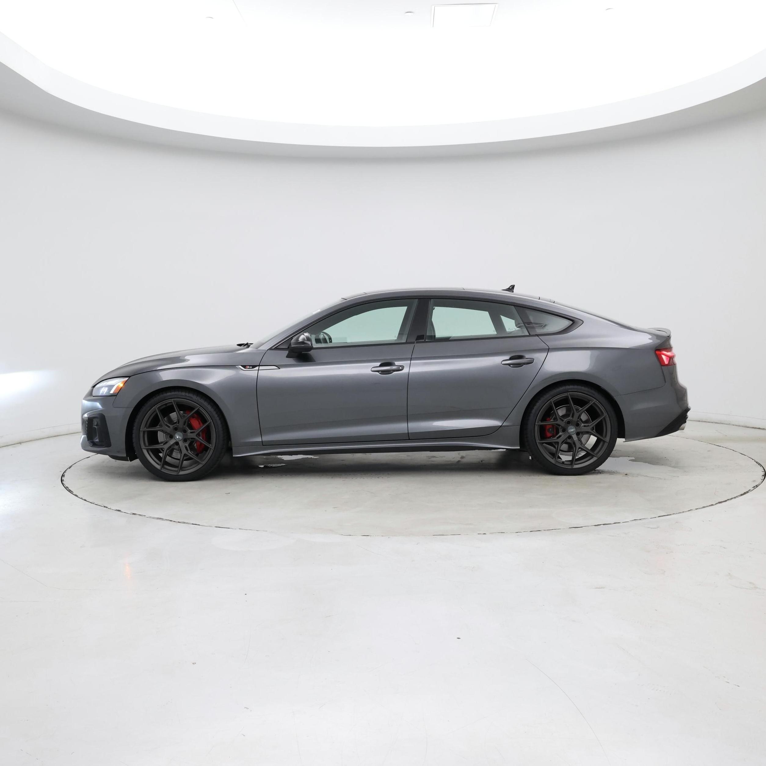 Thumbnail: 2021 Audi S5 - 3