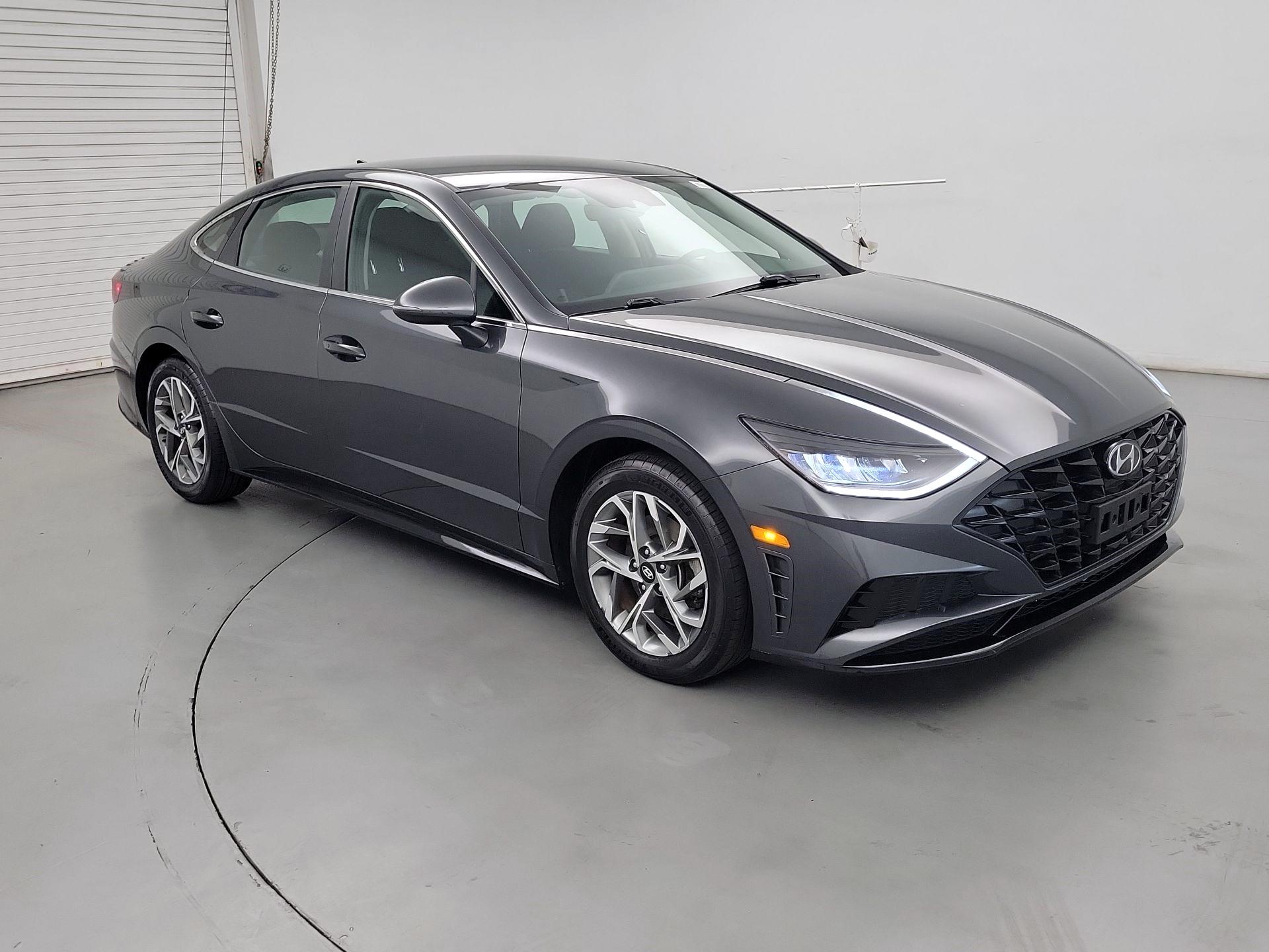 Thumbnail: 2022 Hyundai Sonata - 1