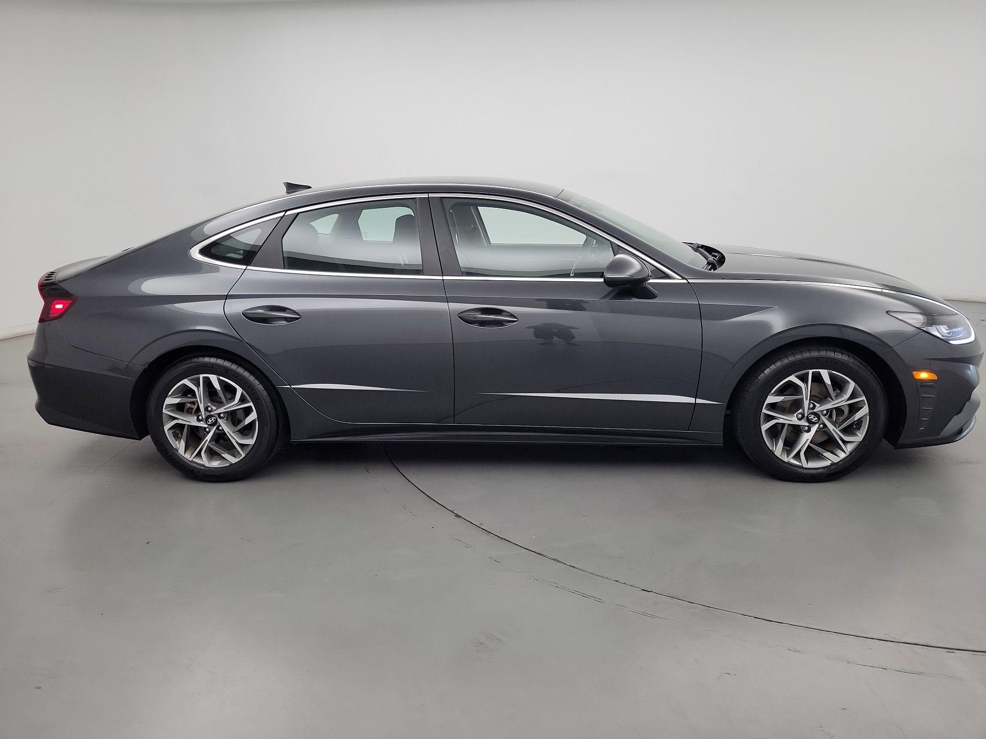 Thumbnail: 2022 Hyundai Sonata - 4