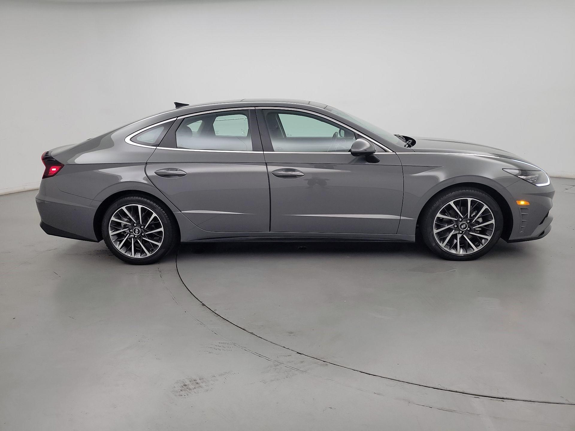 Thumbnail: 2022 Hyundai Sonata - 4