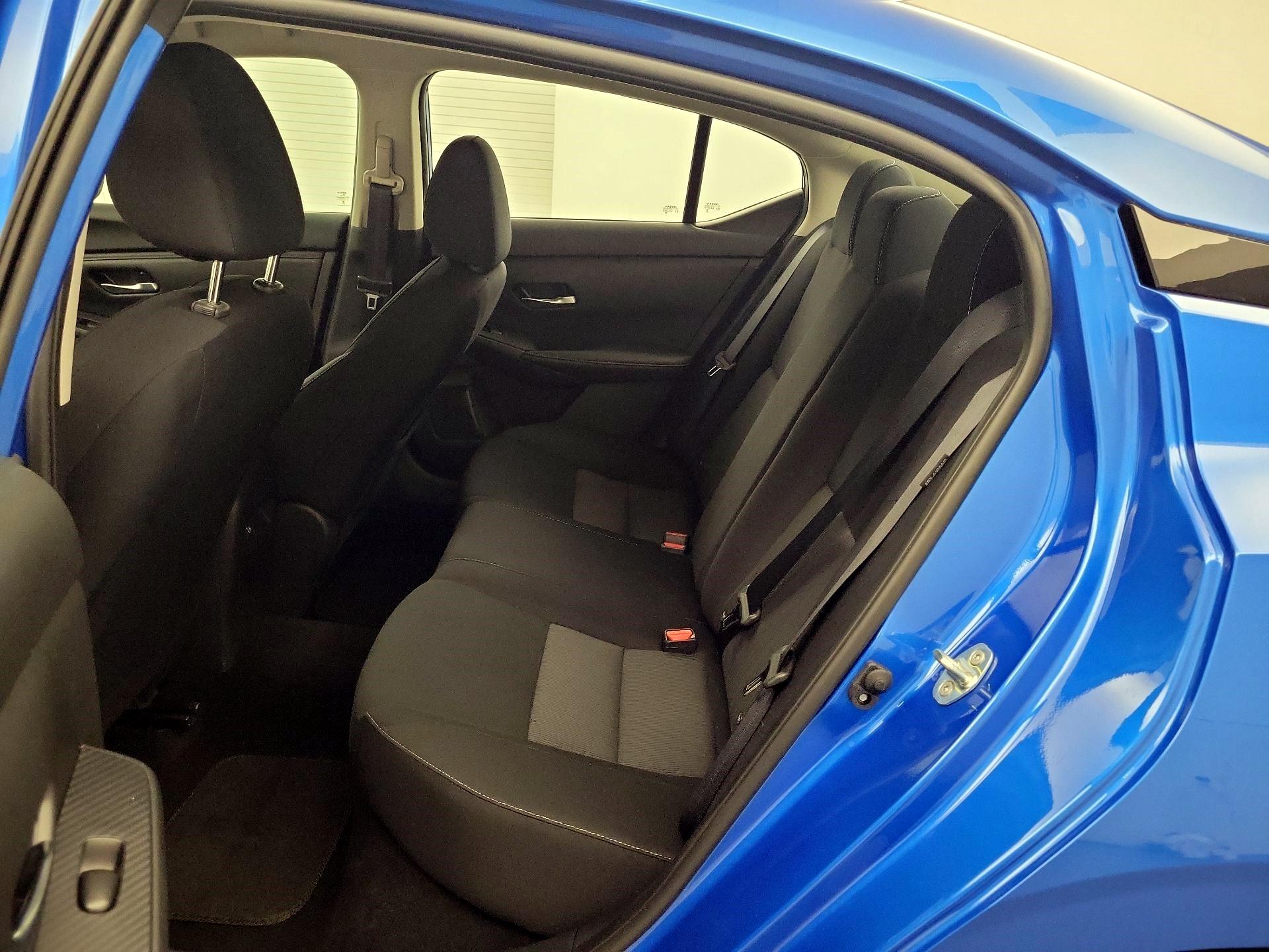 Thumbnail: 2023 Nissan Sentra - 17