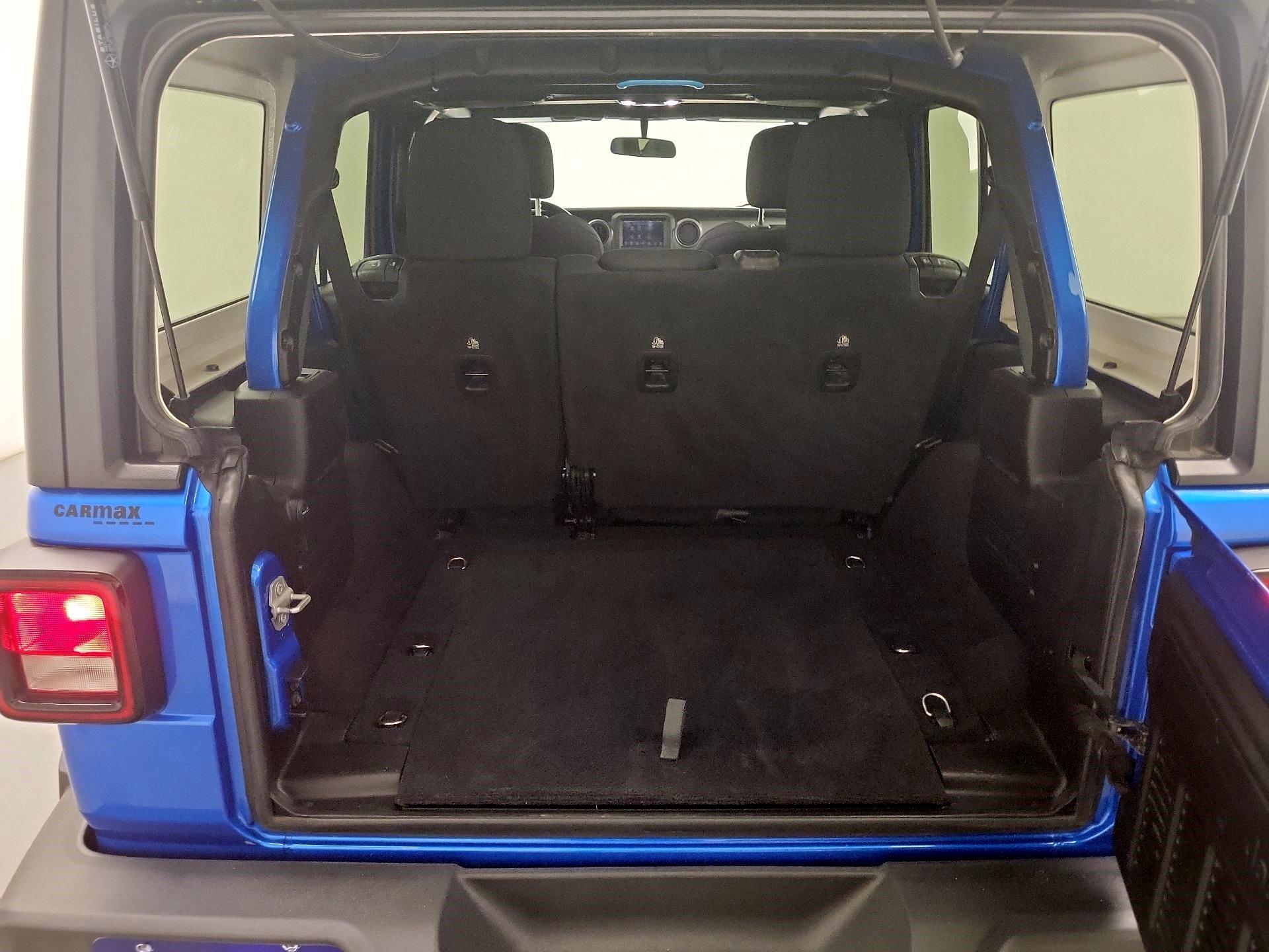 Thumbnail: 2021 Jeep Wrangler - 18
