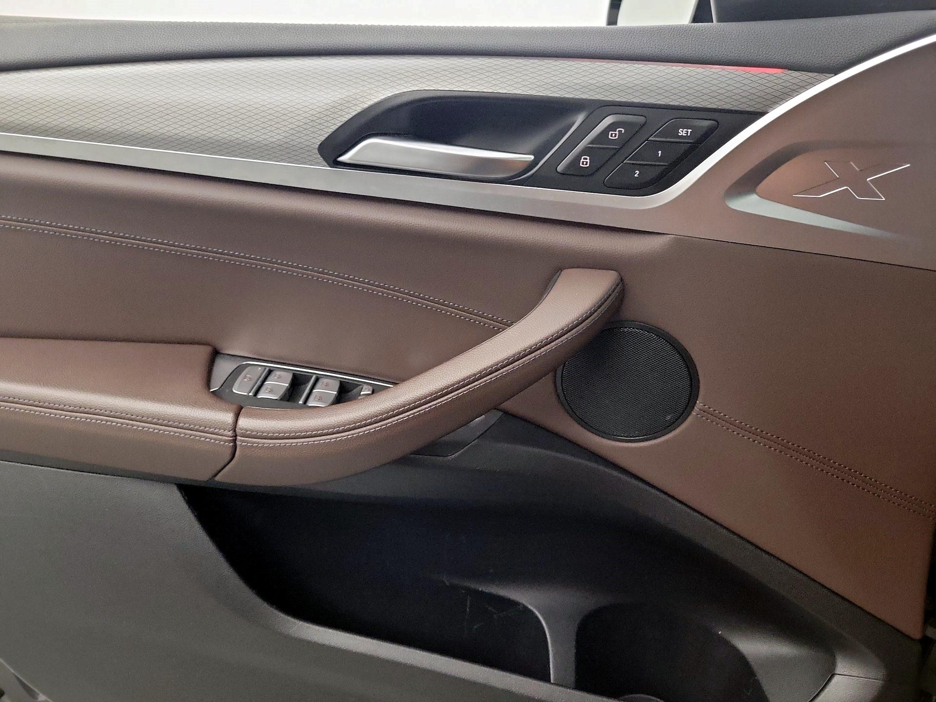 Thumbnail: 2020 BMW X3 - 10