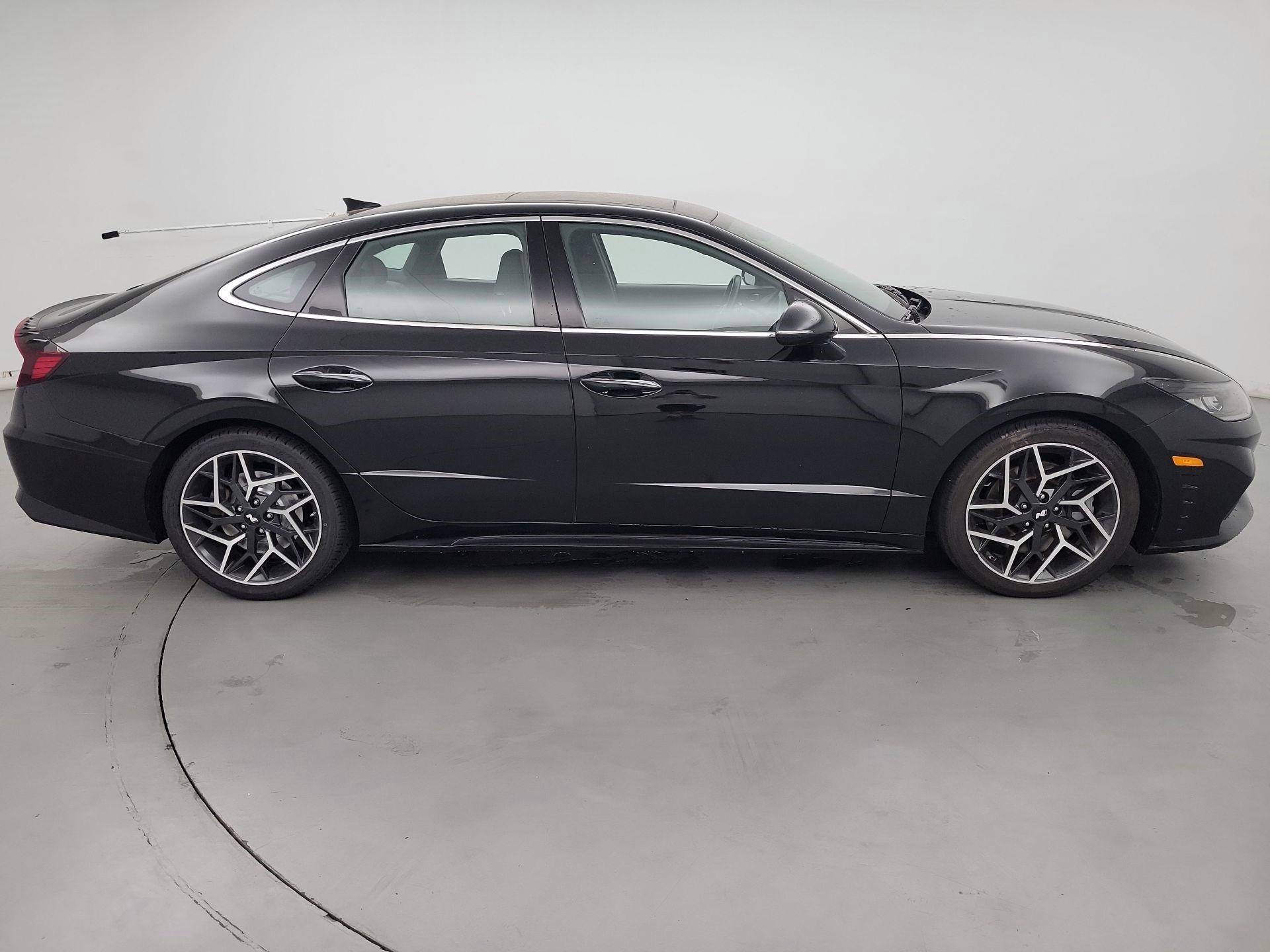 Thumbnail: 2022 Hyundai Sonata - 4