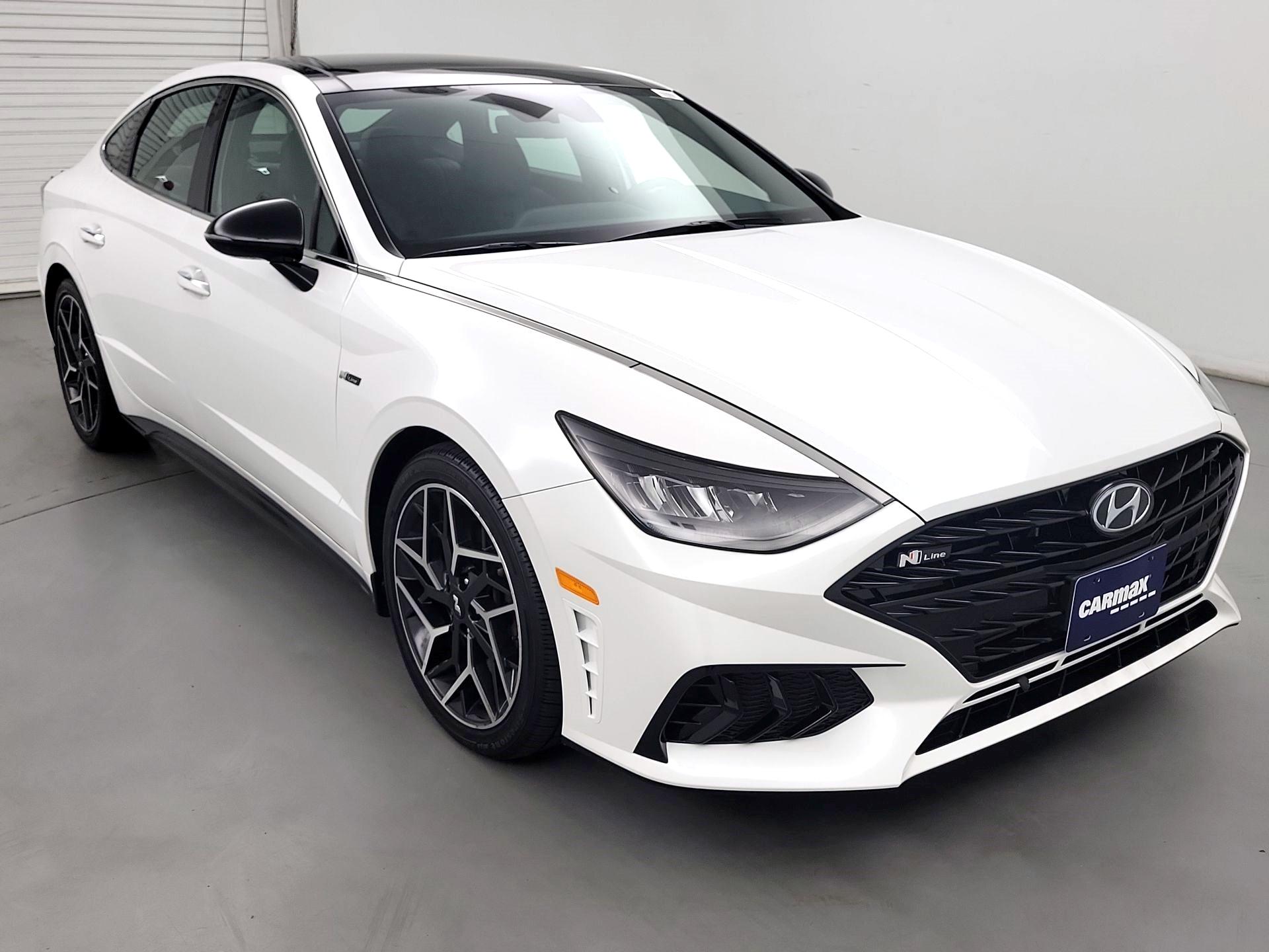 Thumbnail: 2022 Hyundai Sonata - 1