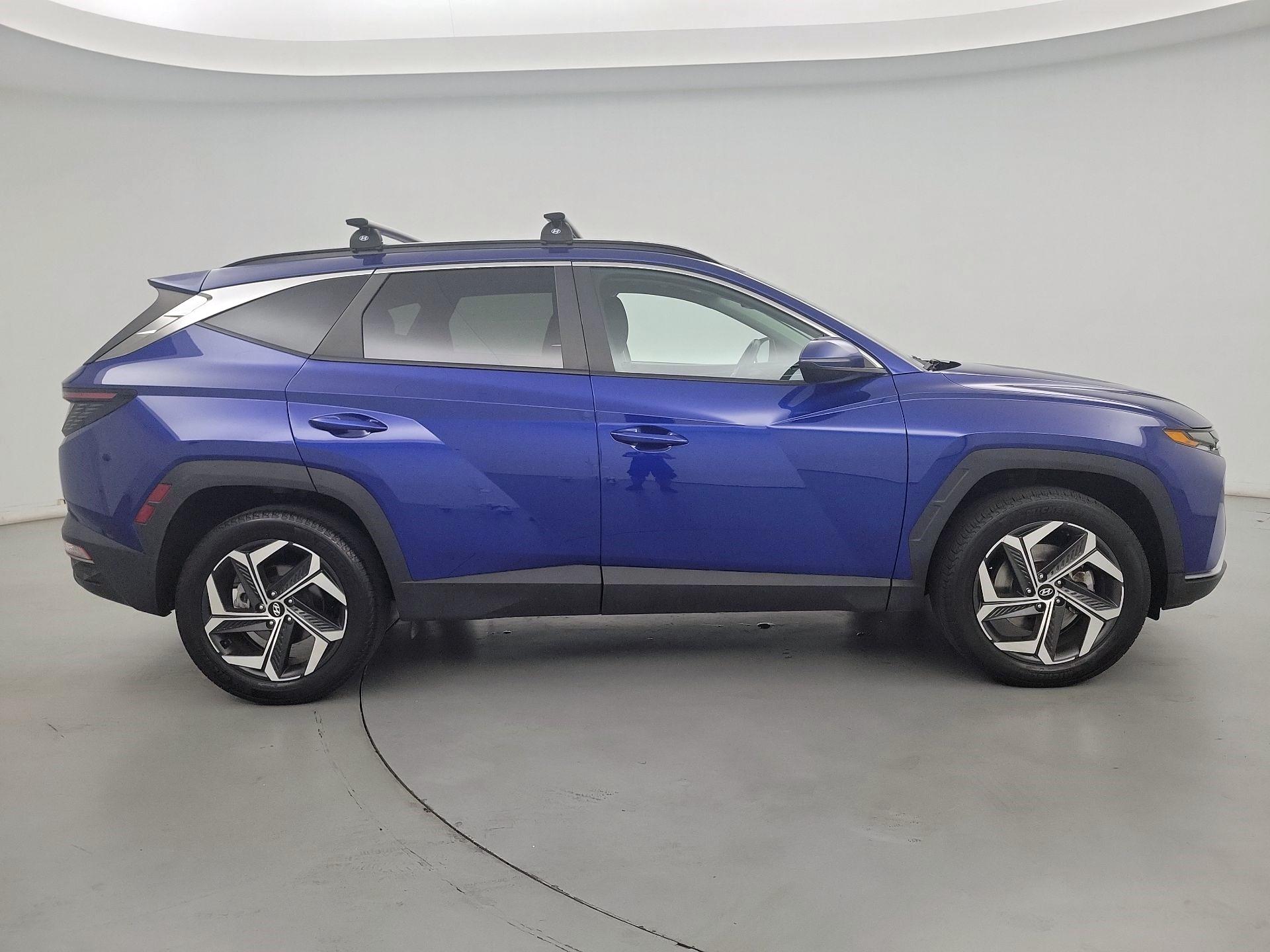 Thumbnail: 2022 Hyundai Tucson - 4