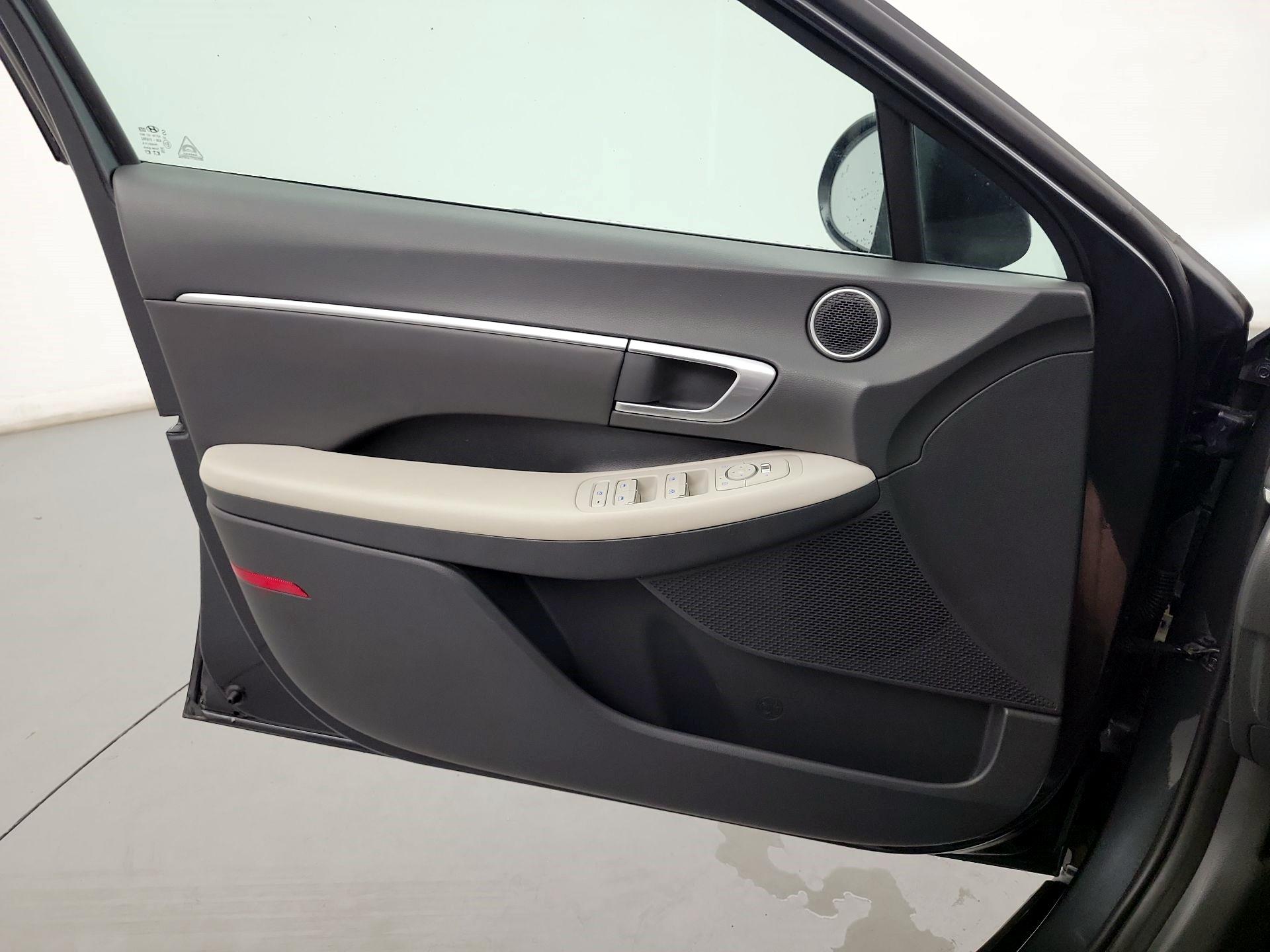 Thumbnail: 2022 Hyundai Sonata - 10