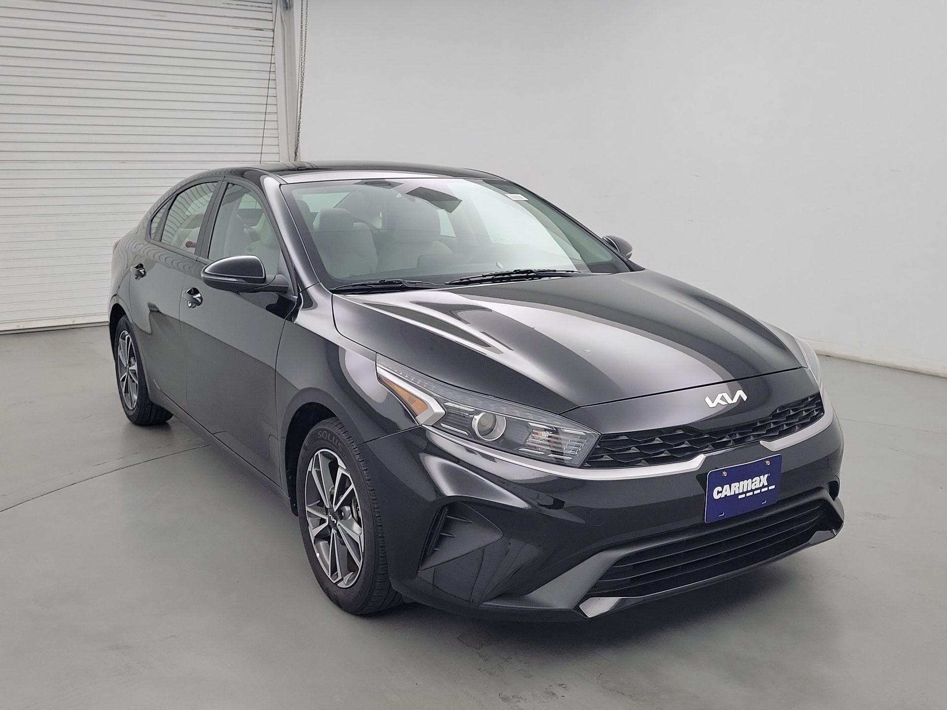 Thumbnail: 2022 Kia Forte - 1