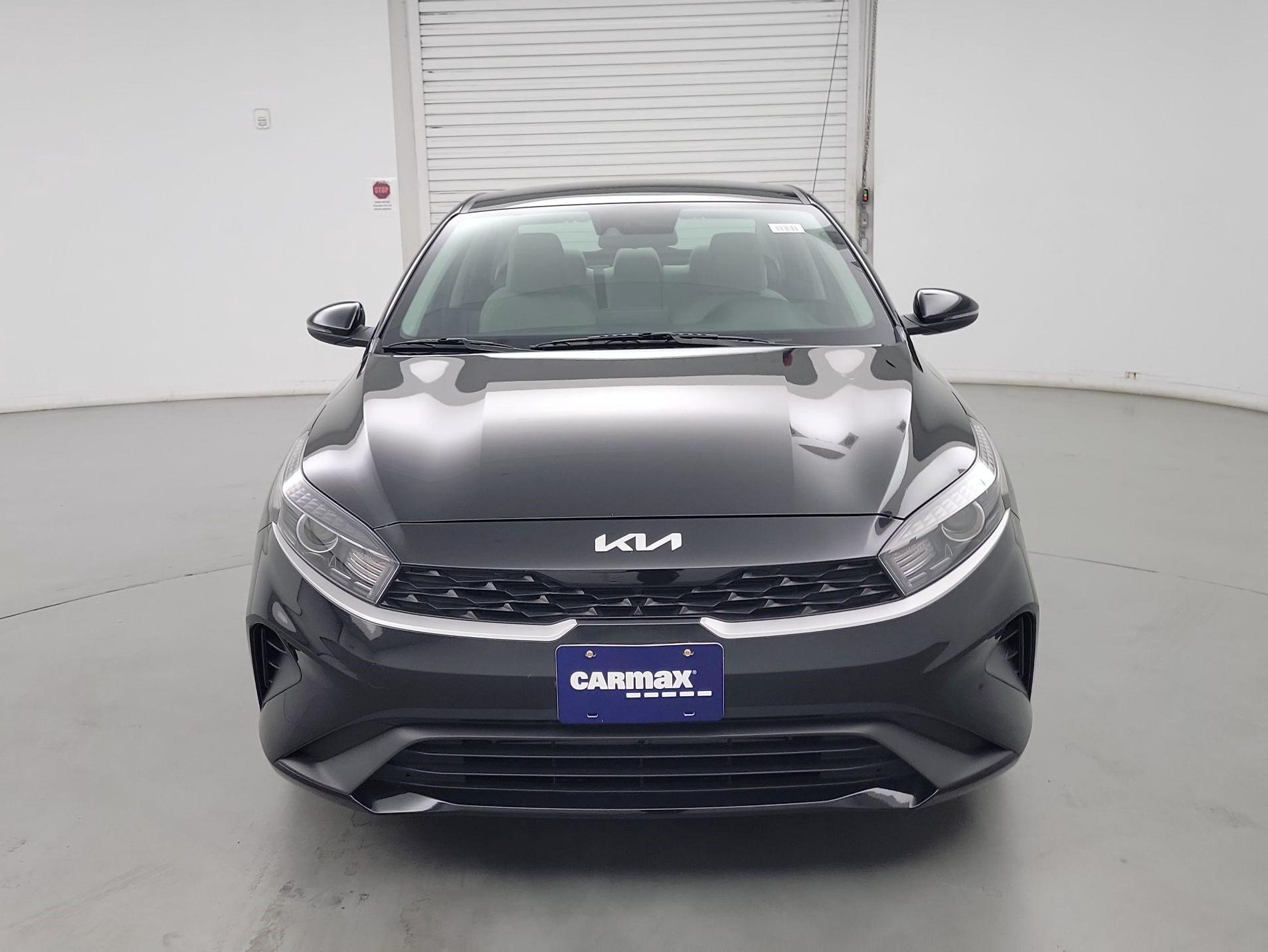 Thumbnail: 2022 Kia Forte - 2