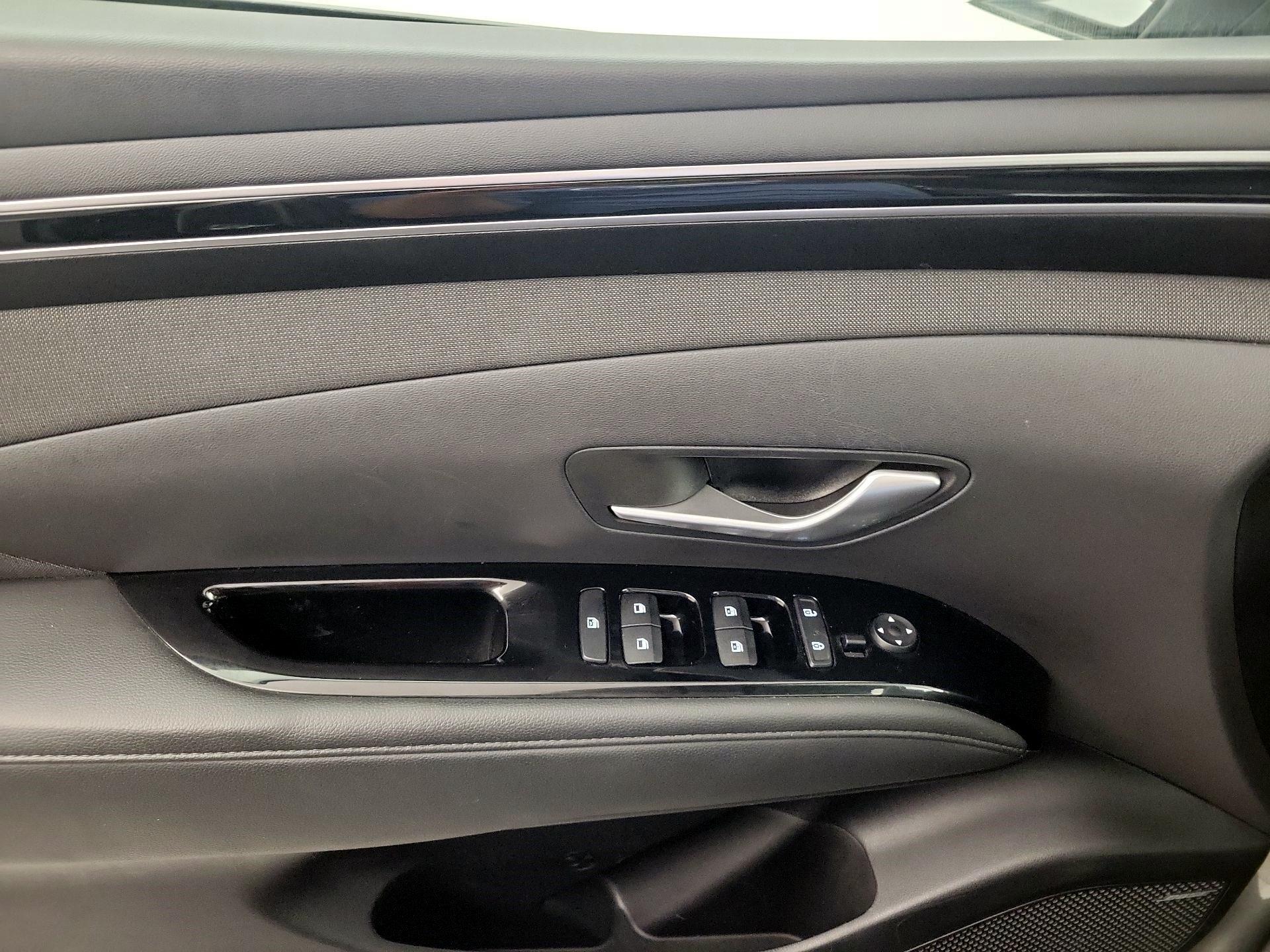 Thumbnail: 2022 Hyundai Tucson - 10