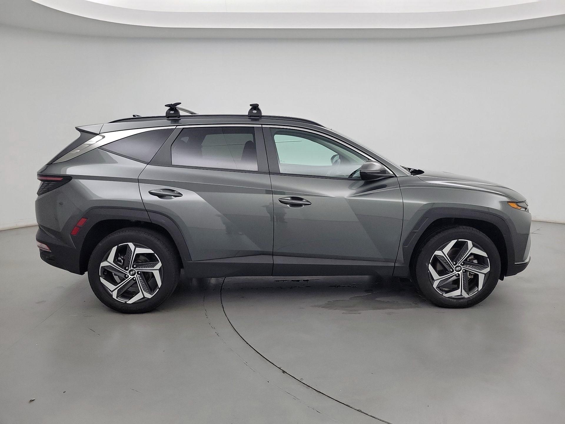 Thumbnail: 2022 Hyundai Tucson - 4