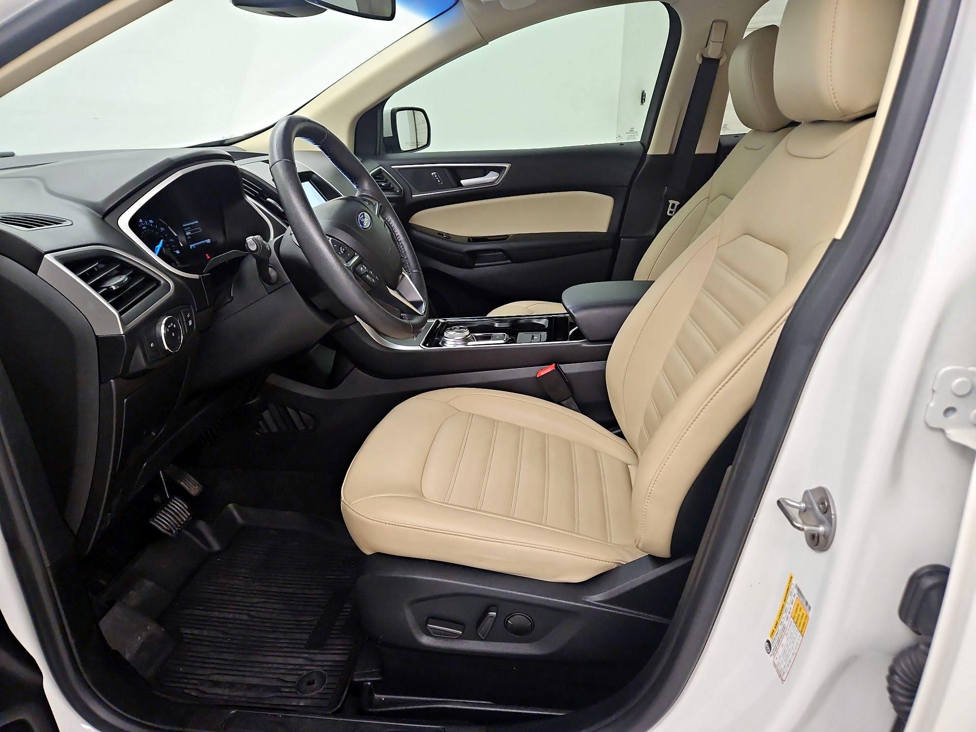 Thumbnail: 2020 Ford Edge - 11