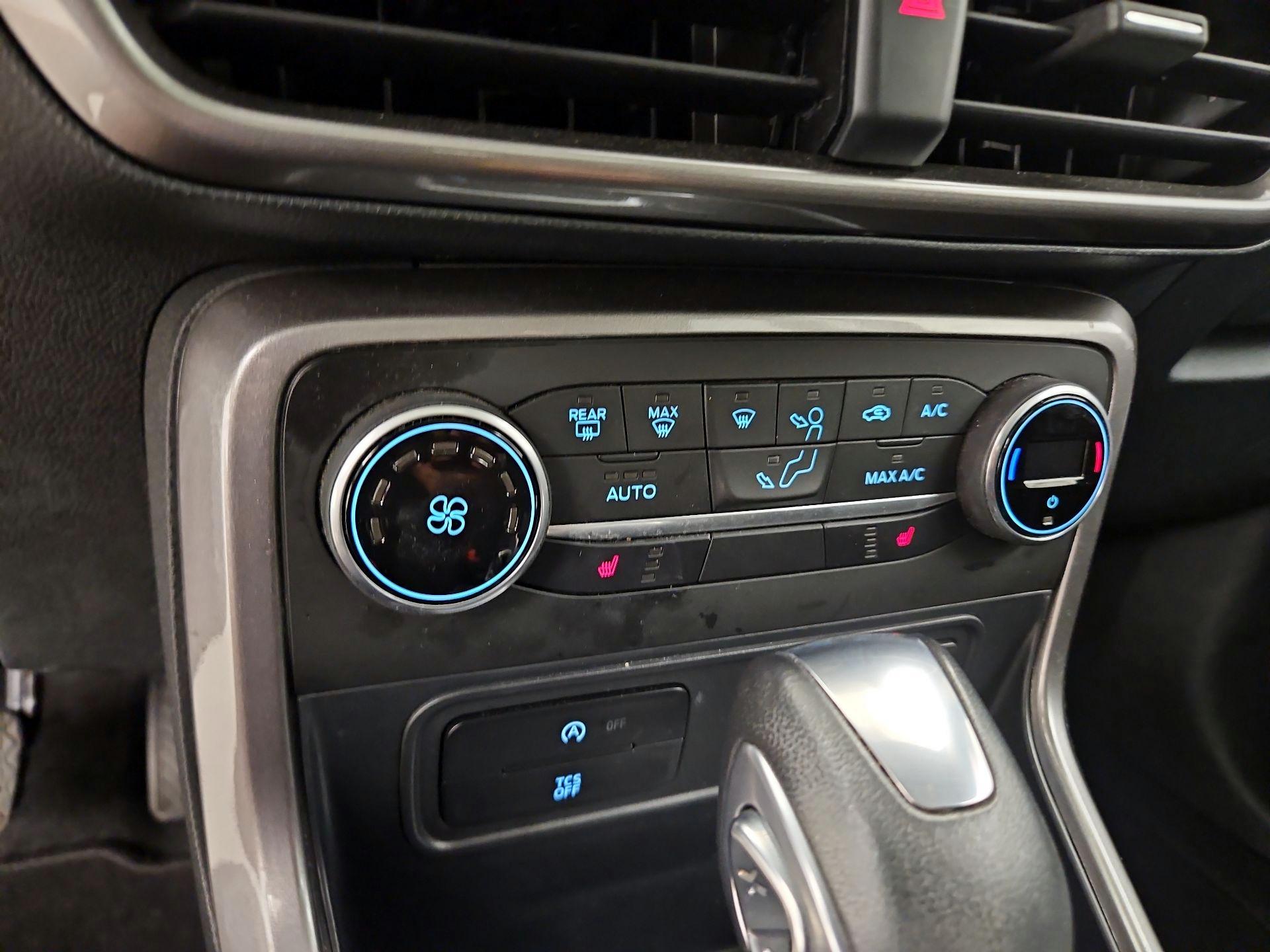 Thumbnail: 2021 Ford EcoSport - 17