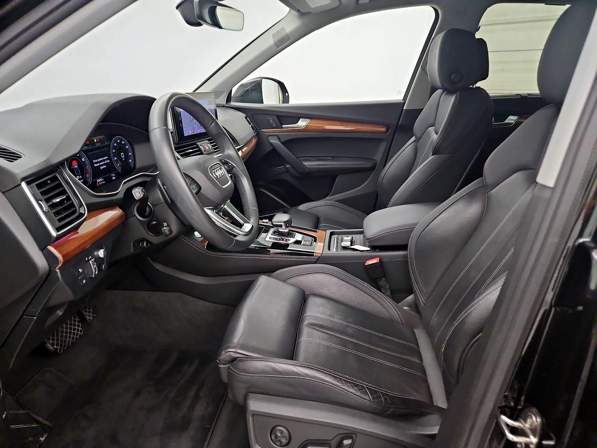Thumbnail: 2021 Audi Q5 - 11