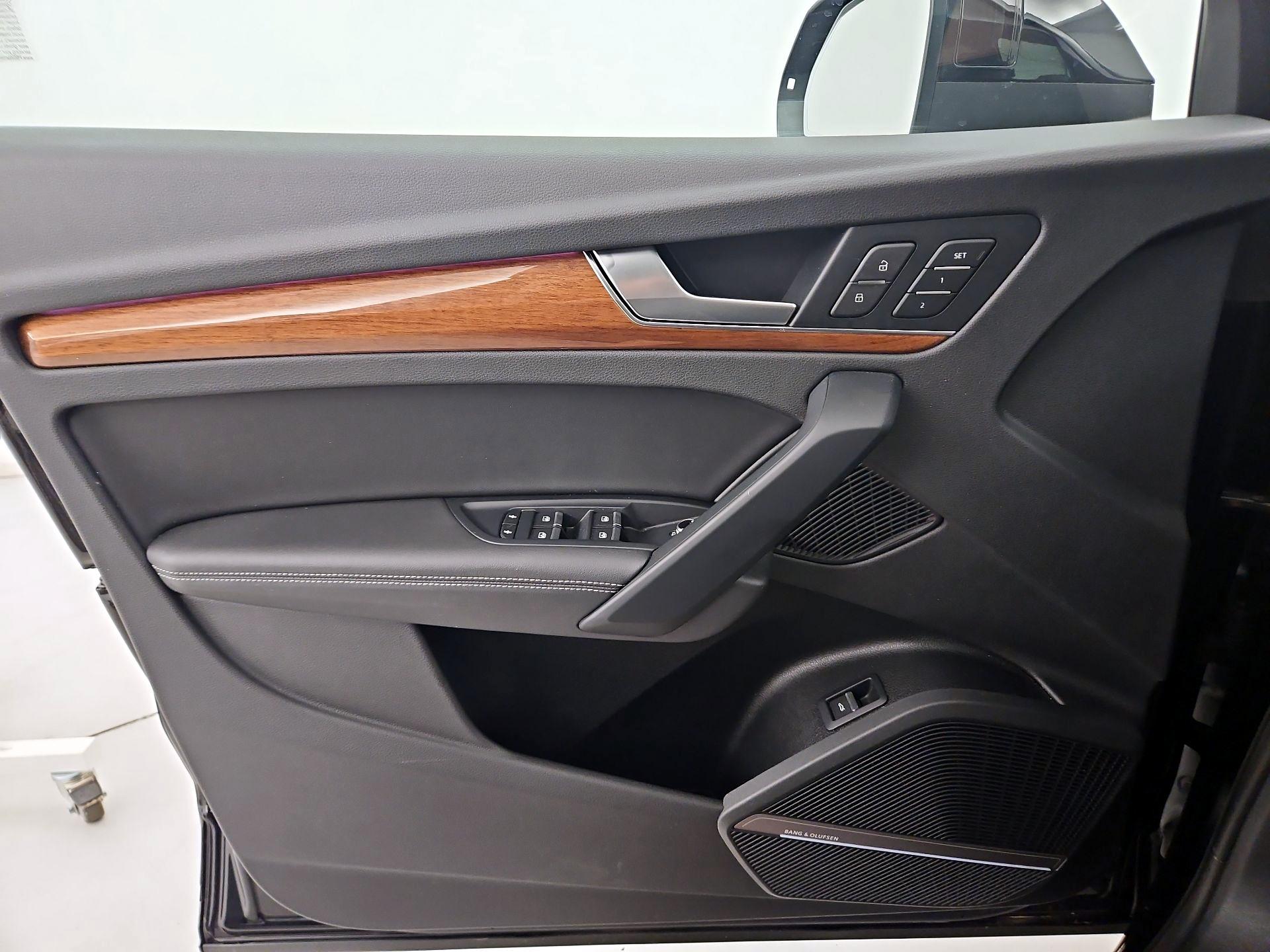 Thumbnail: 2021 Audi Q5 - 12