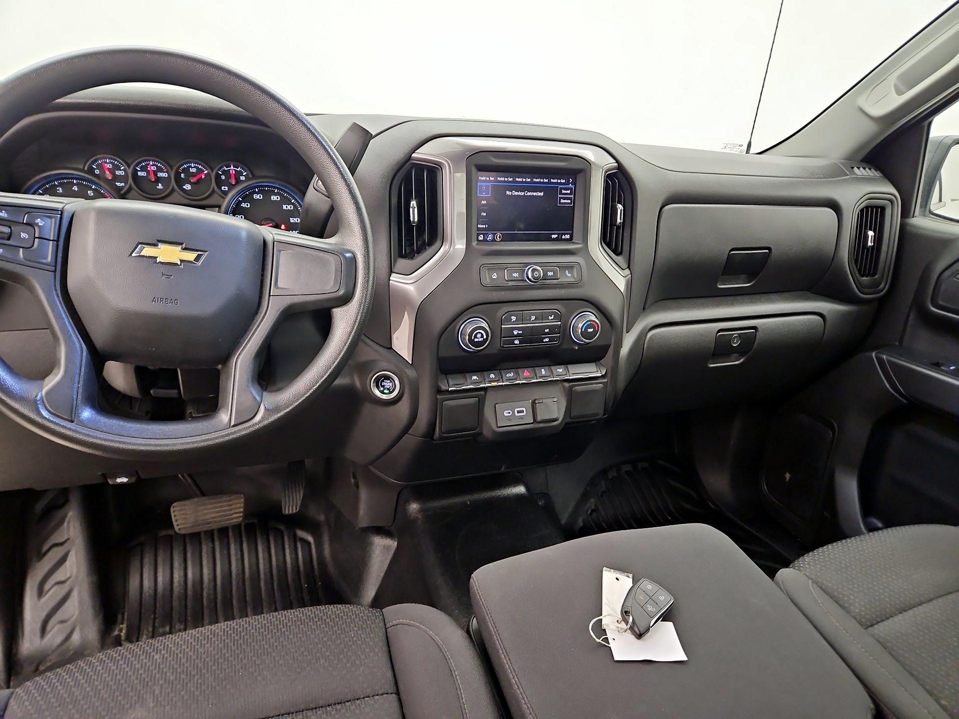 Thumbnail: 2022 Chevrolet Silverado 1500 - 9