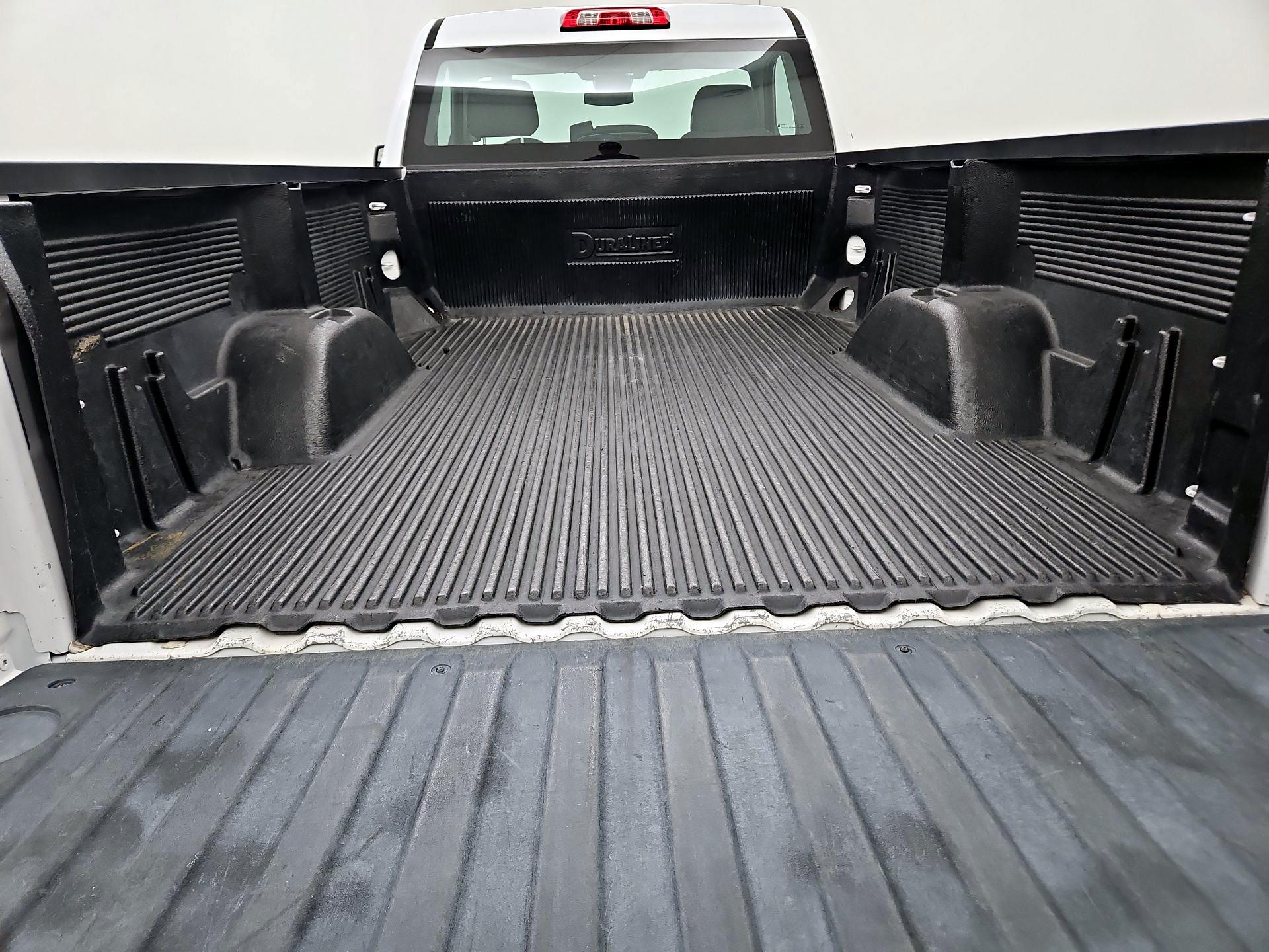 Thumbnail: 2022 Chevrolet Silverado 1500 - 19