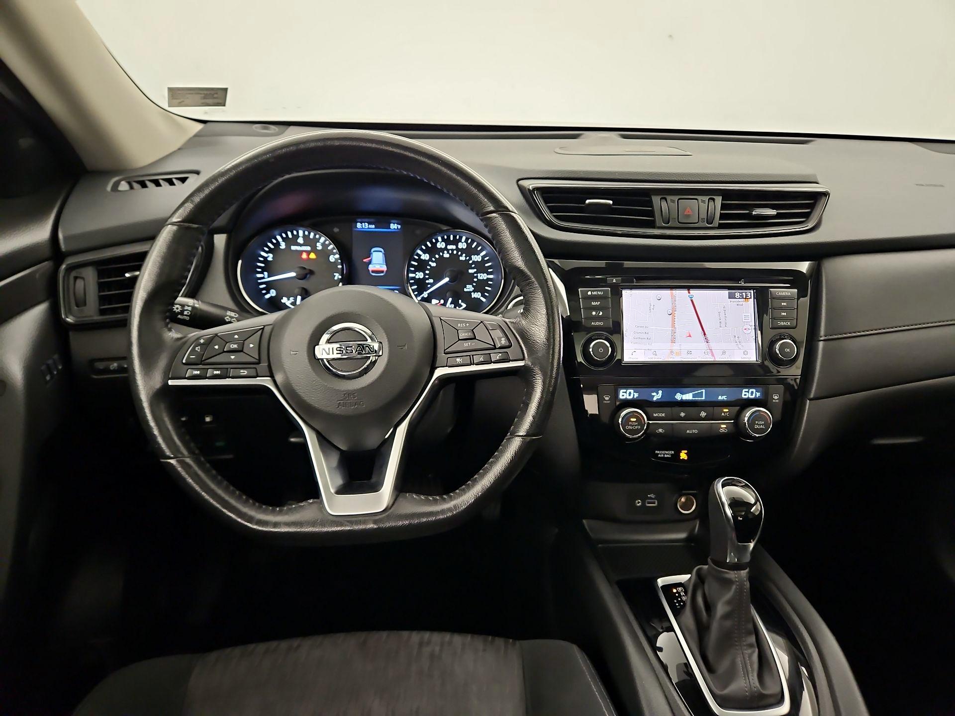 Thumbnail: 2018 Nissan Rogue - 10