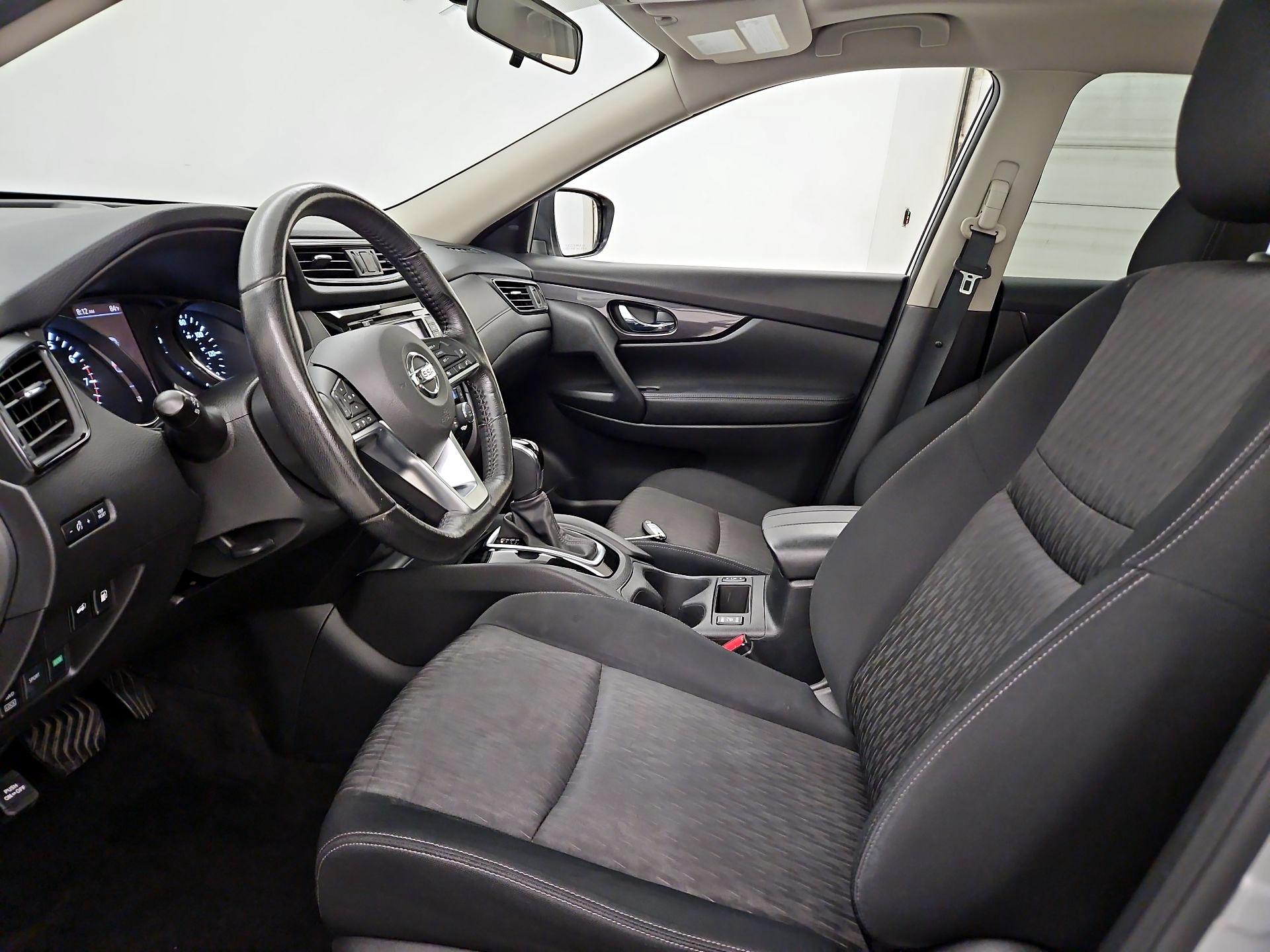Thumbnail: 2018 Nissan Rogue - 11